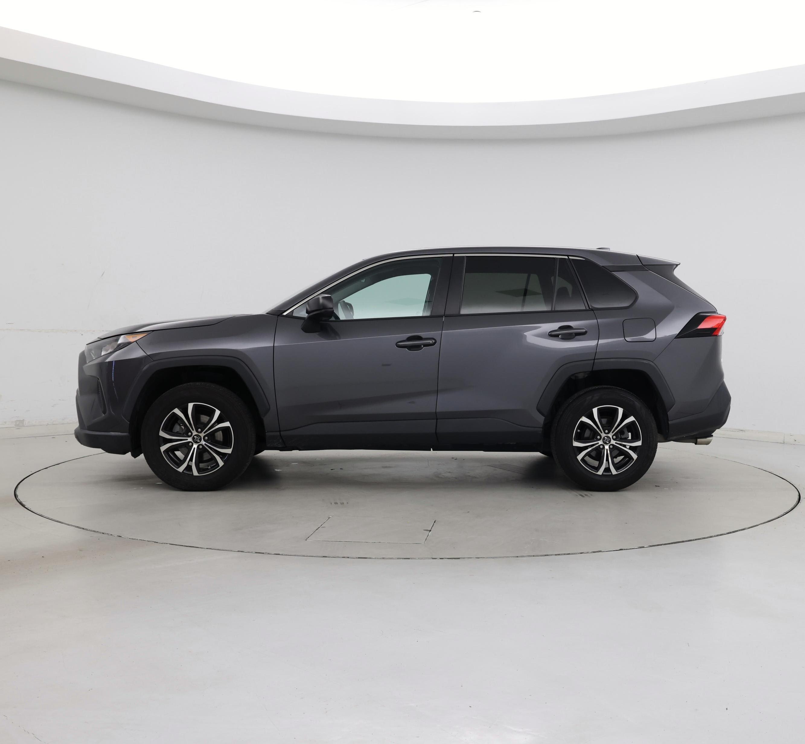 Thumbnail: 2022 Toyota RAV4 - 3
