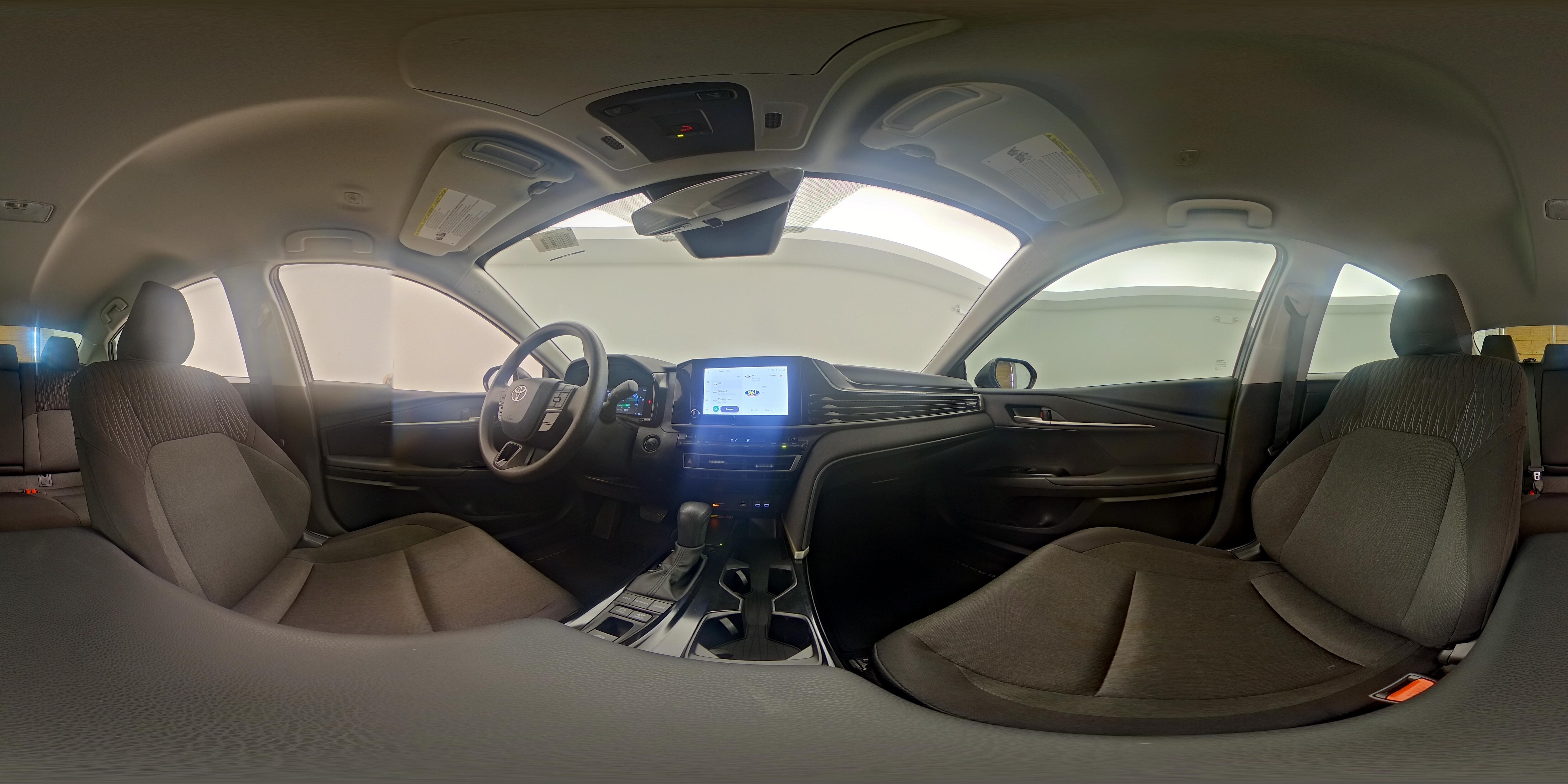 2025 Toyota Camry LE - Photo 24