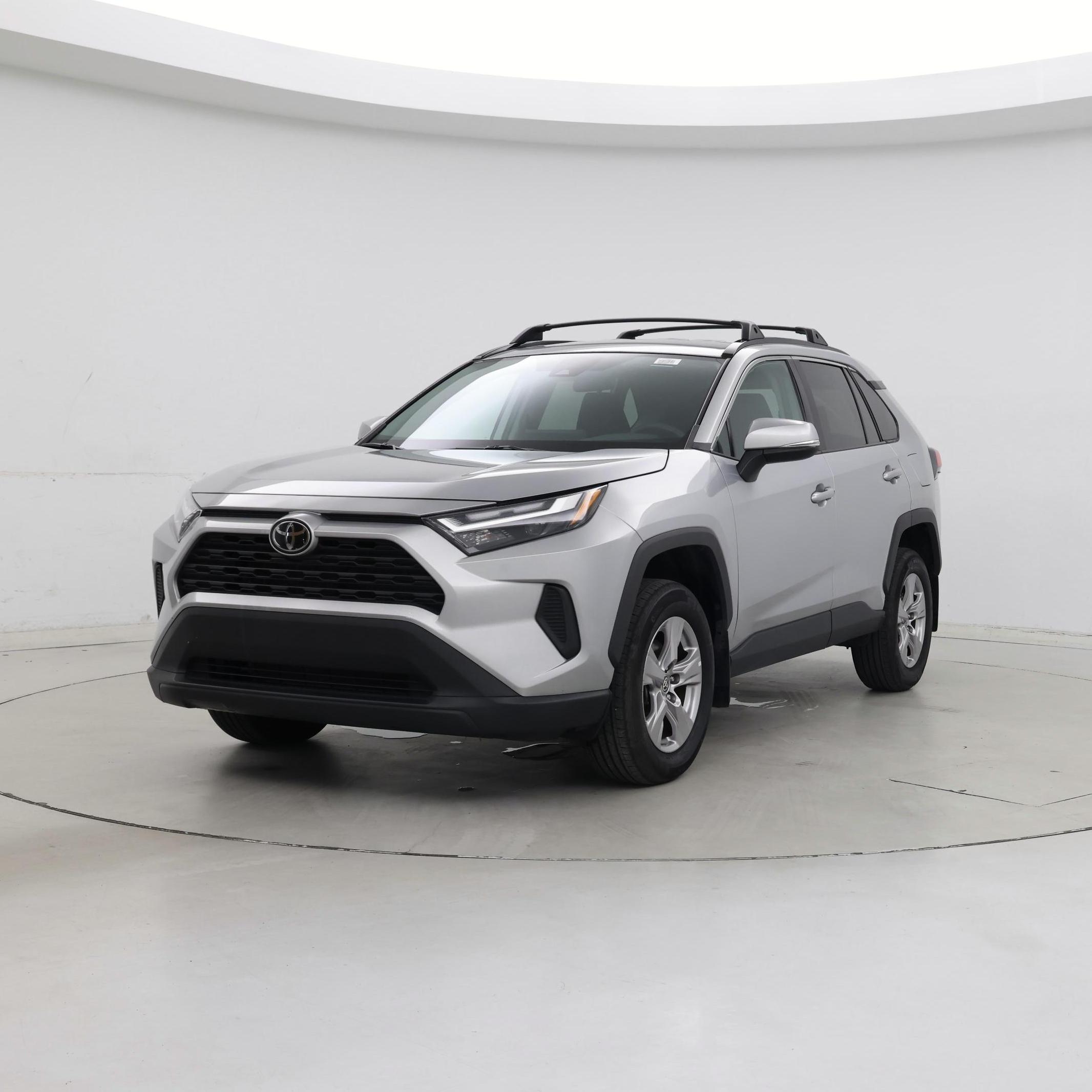 Thumbnail: 2022 Toyota RAV4 - 4