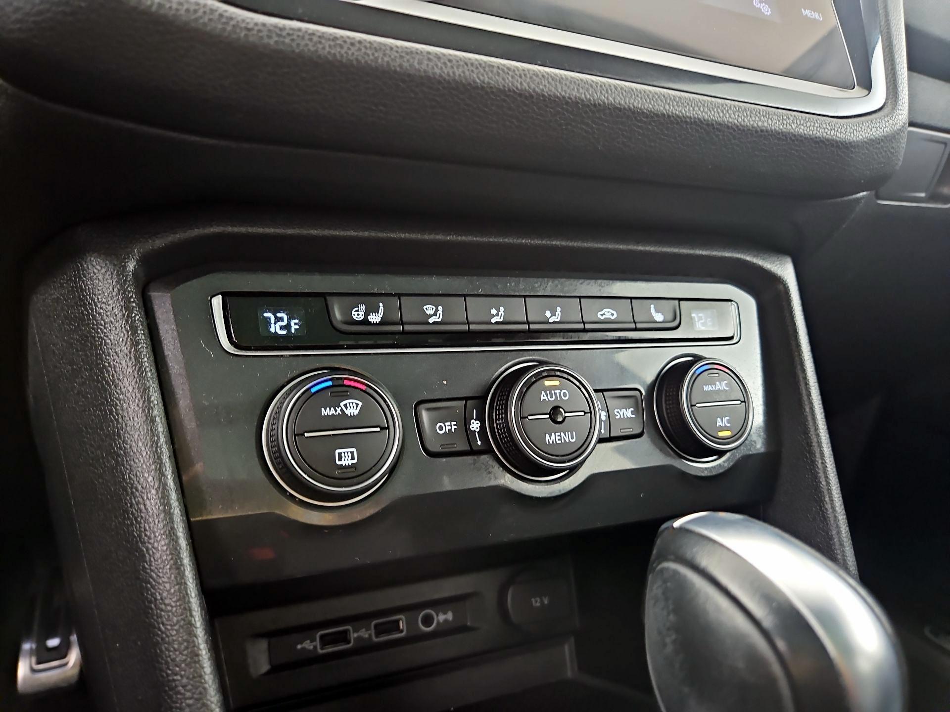 Thumbnail: 2019 Volkswagen Tiguan - 16