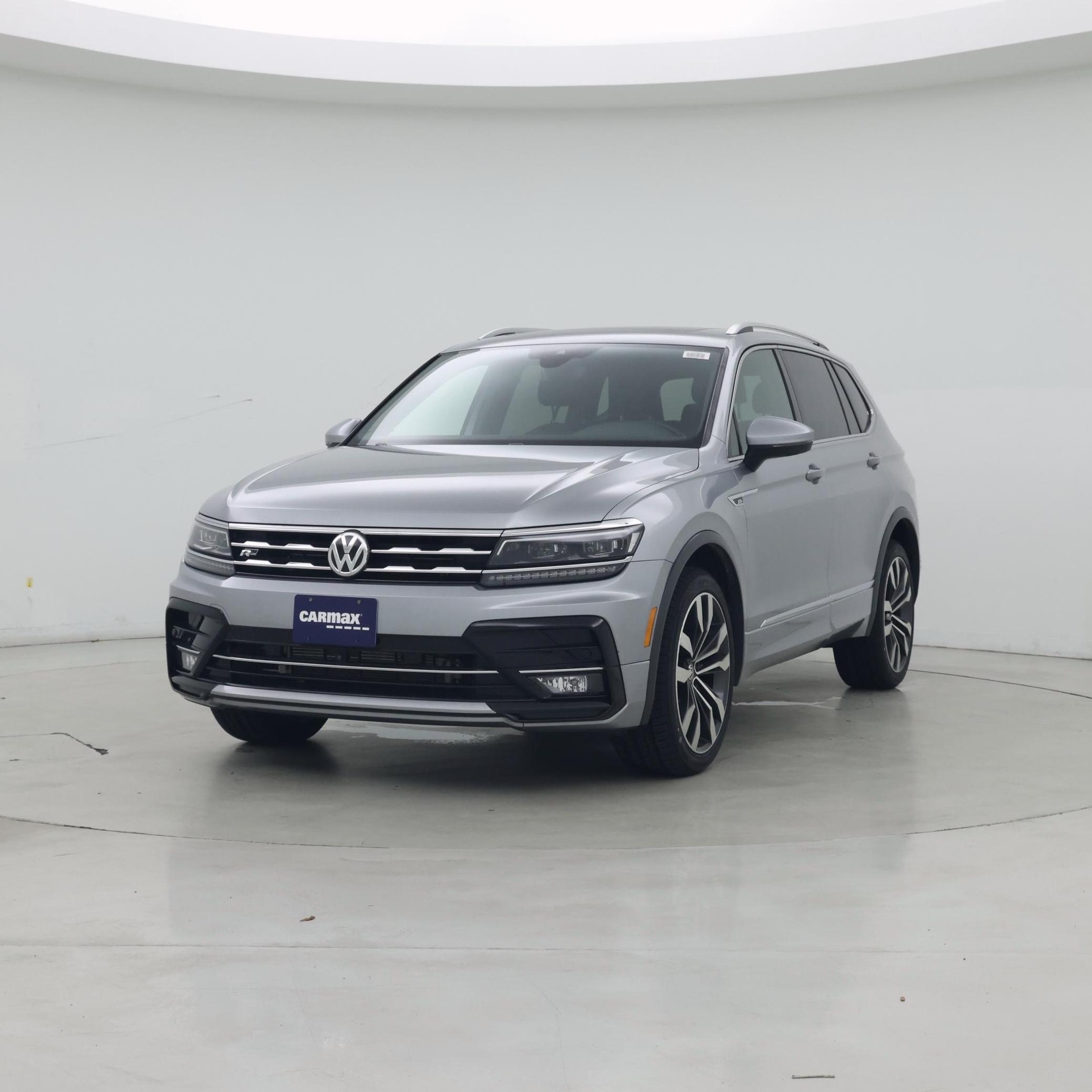 Thumbnail: 2019 Volkswagen Tiguan - 4