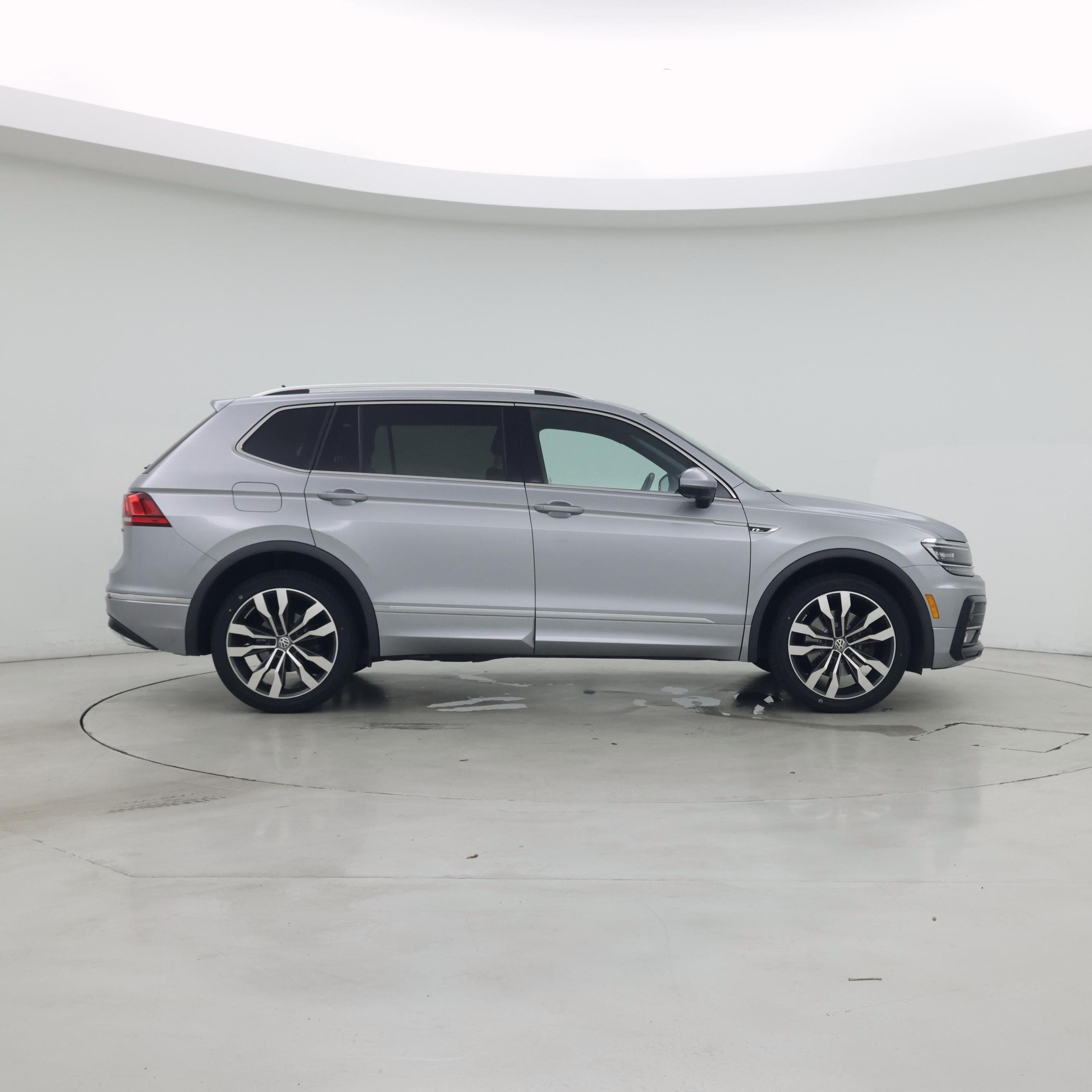 Thumbnail: 2019 Volkswagen Tiguan - 7