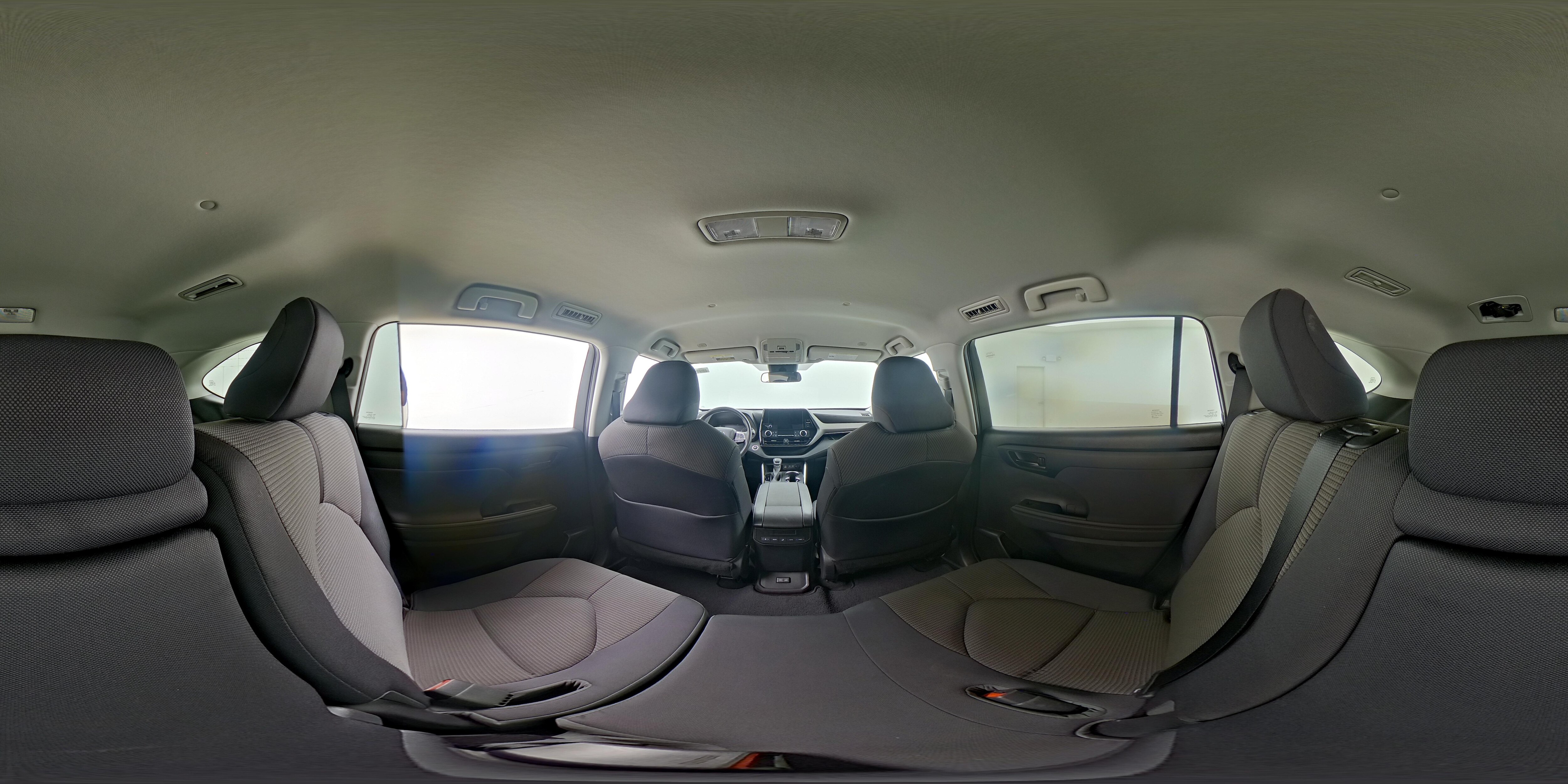 2023 Toyota Highlander L - Photo 27