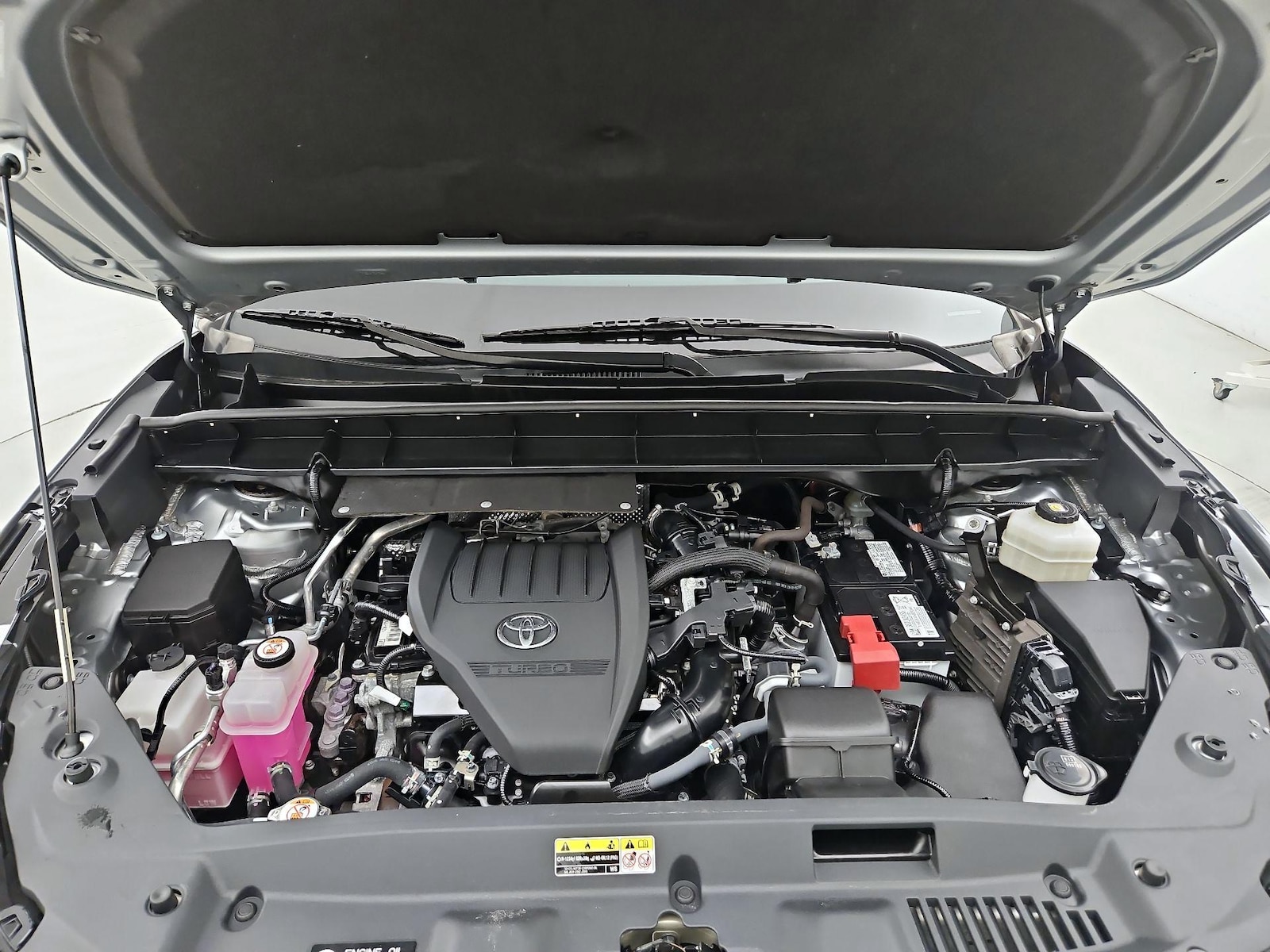 2023 Toyota Highlander L - Photo 24