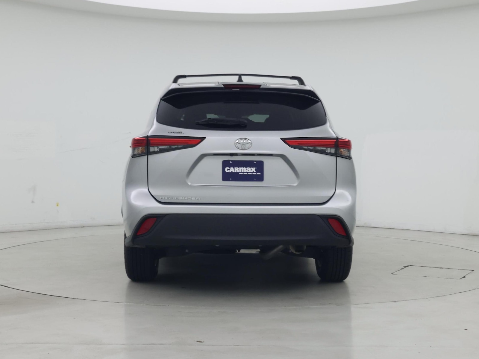 2023 Toyota Highlander L - Photo 7