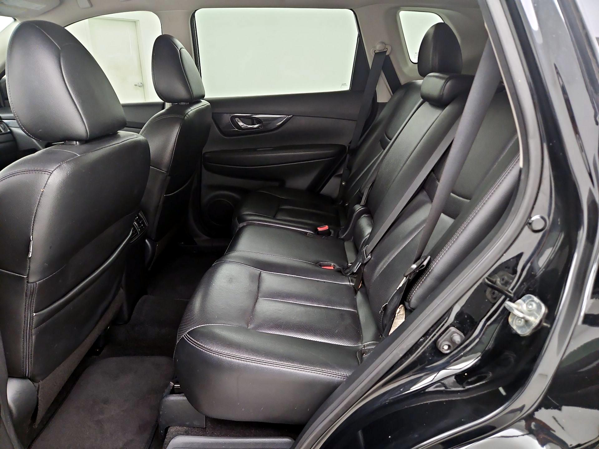 Thumbnail: 2020 Nissan Rogue - 19