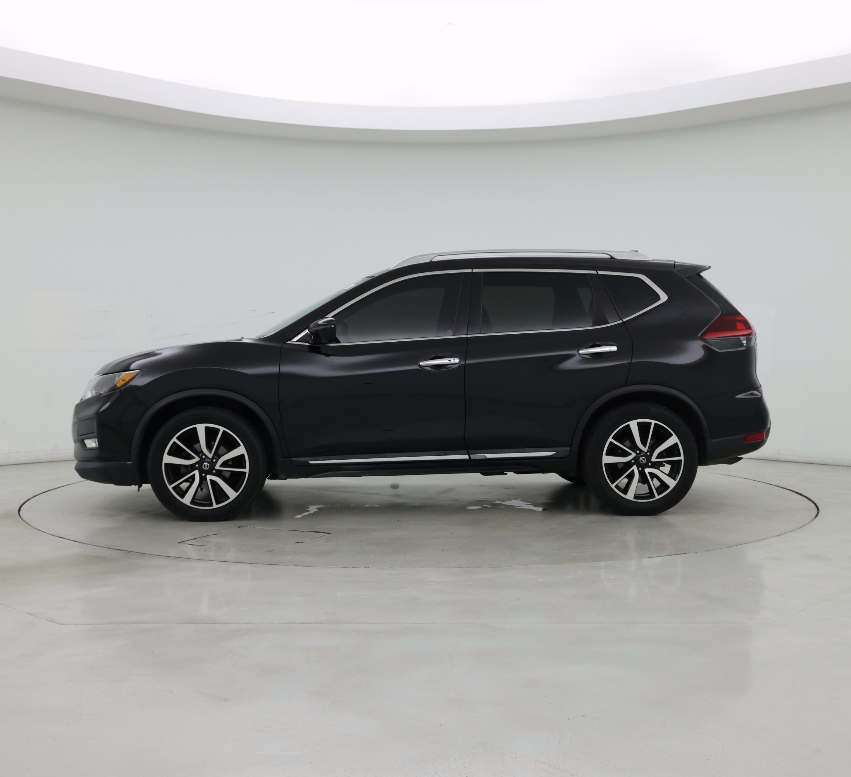 Thumbnail: 2020 Nissan Rogue - 3