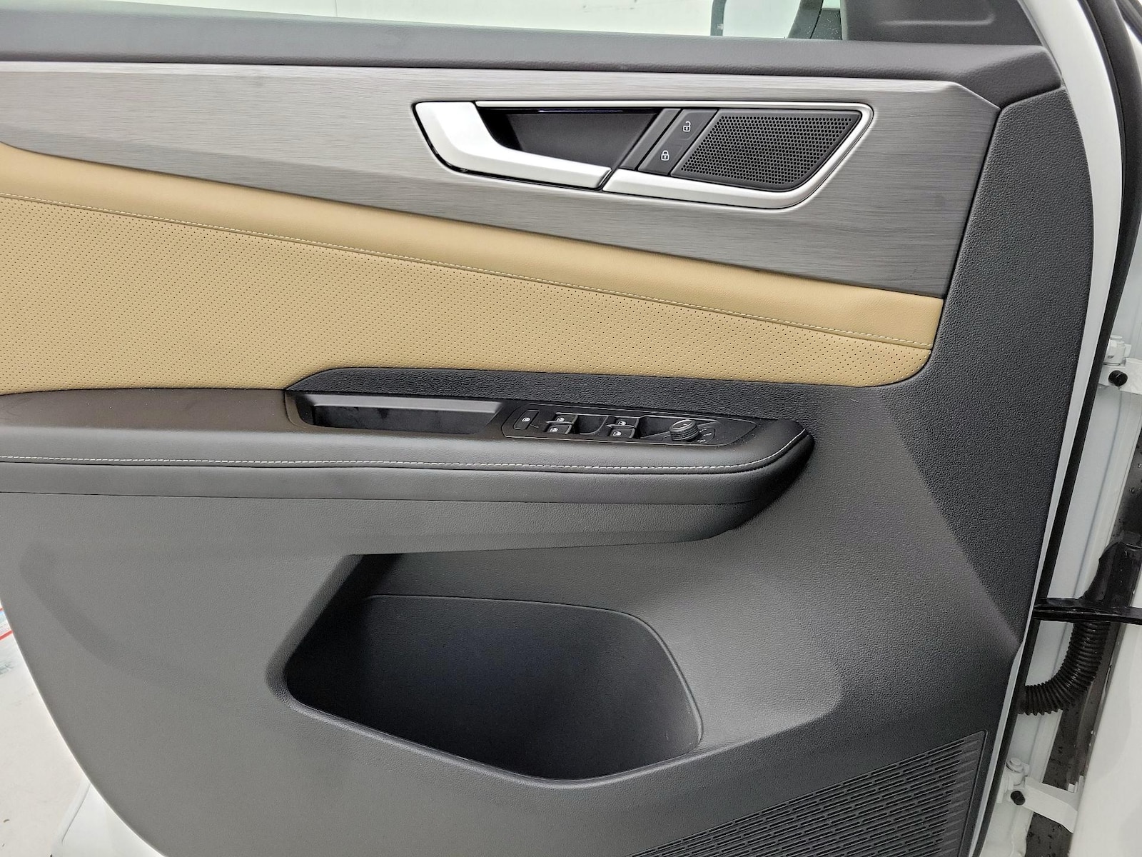 2024 Volkswagen Atlas Cross Sport SE - Photo 13