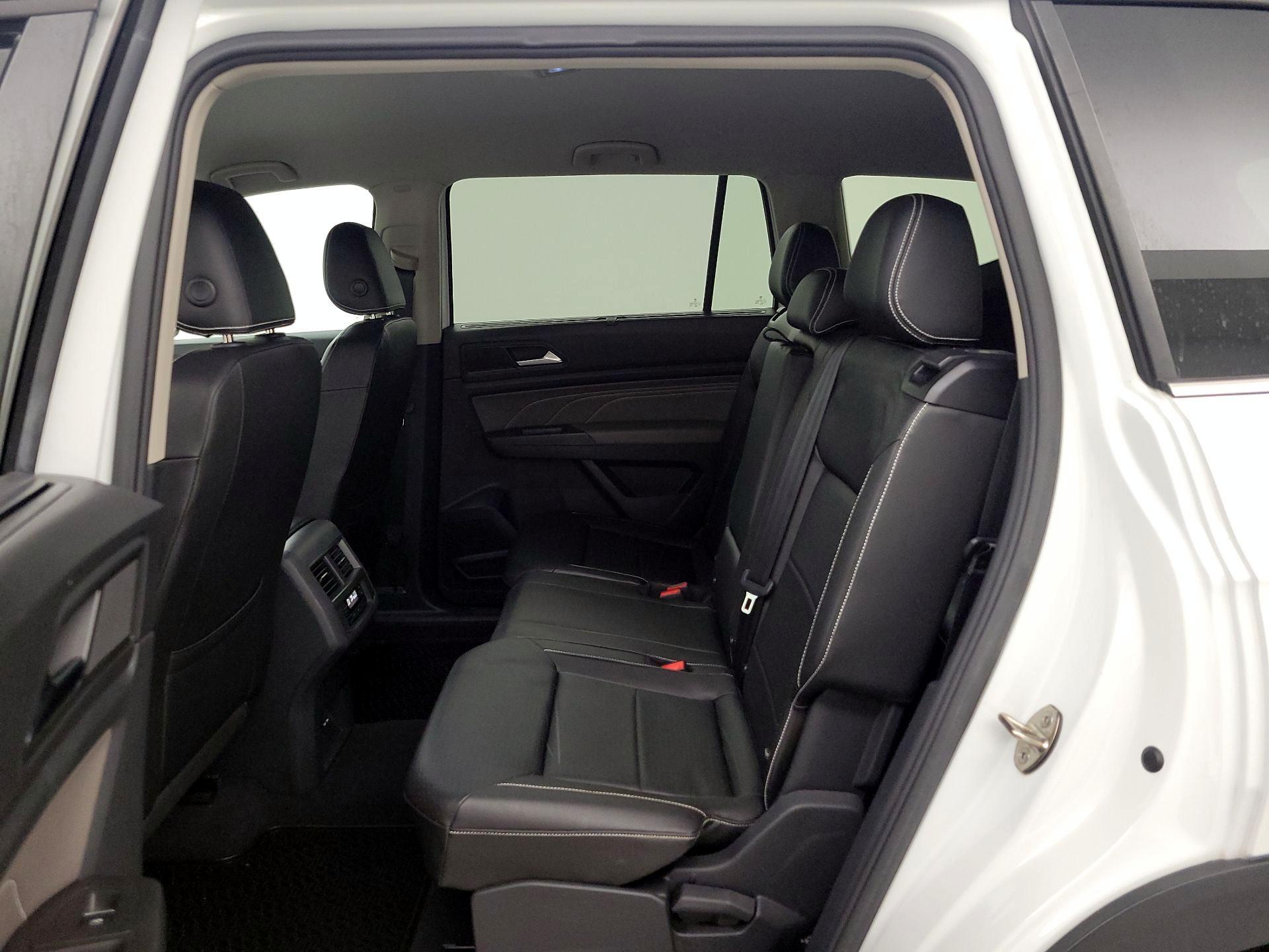 Thumbnail: 2023 Volkswagen Atlas - 19