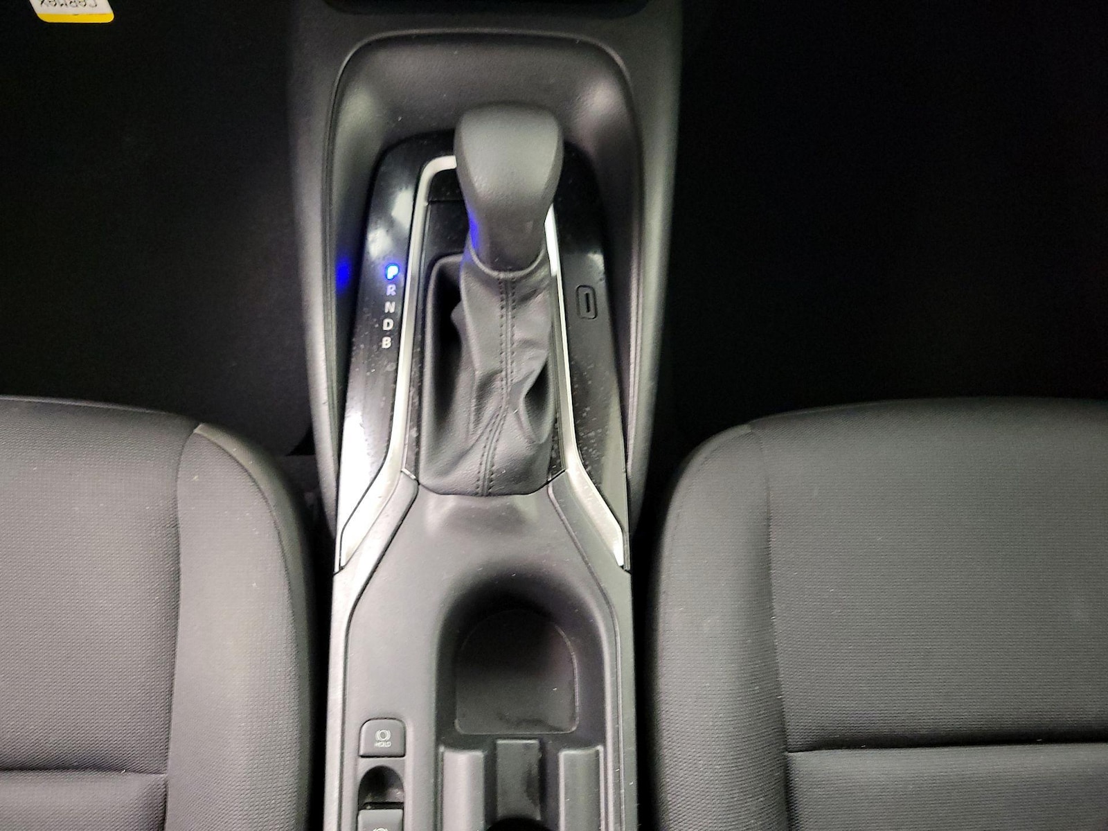 2024 Toyota Corolla LE - Photo 18
