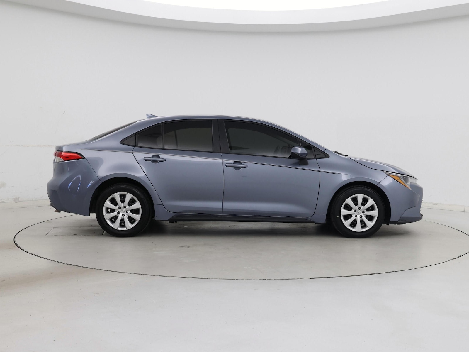 2024 Toyota Corolla LE - Photo 8