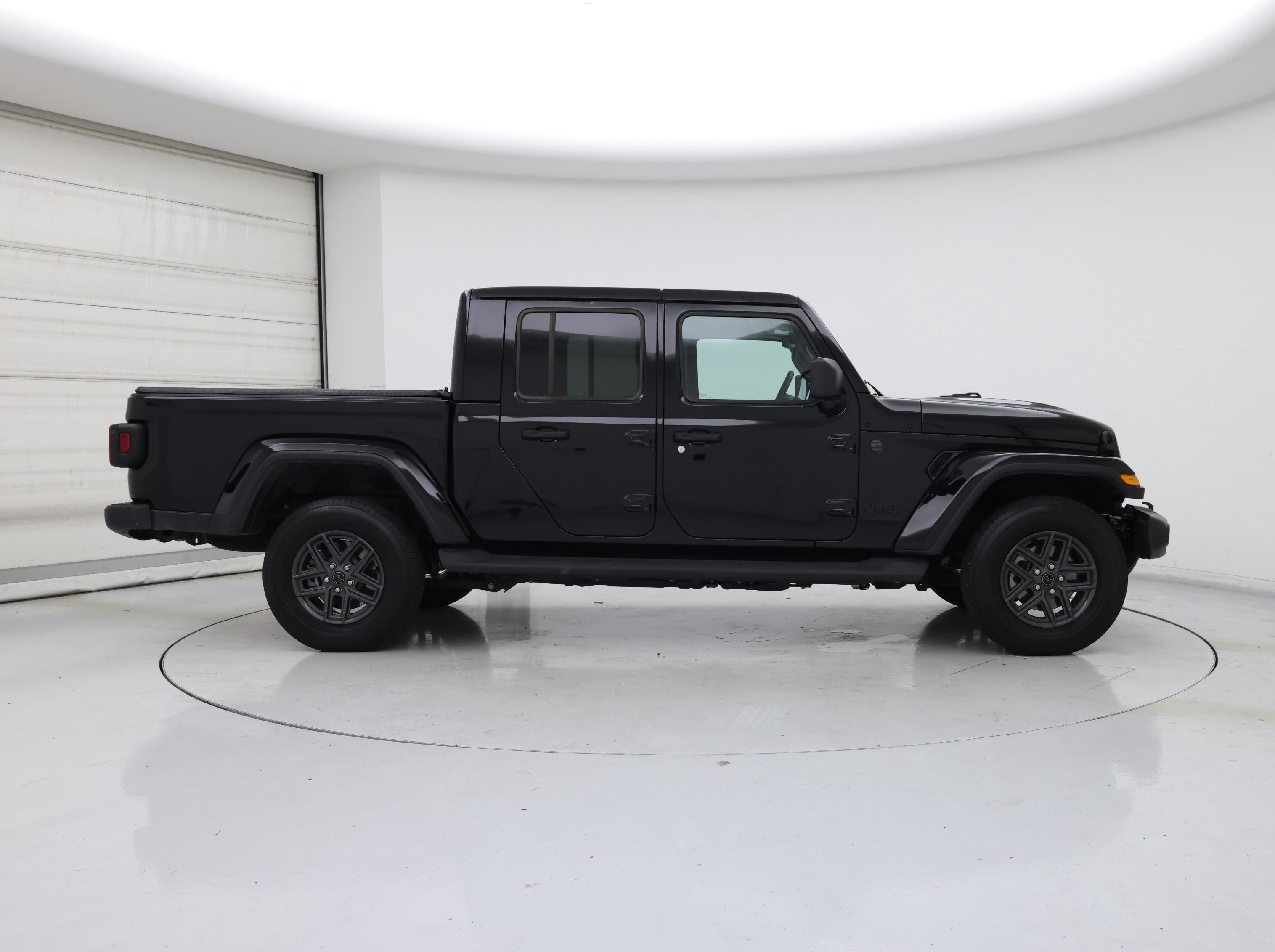 Thumbnail: 2025 Jeep Gladiator - 7