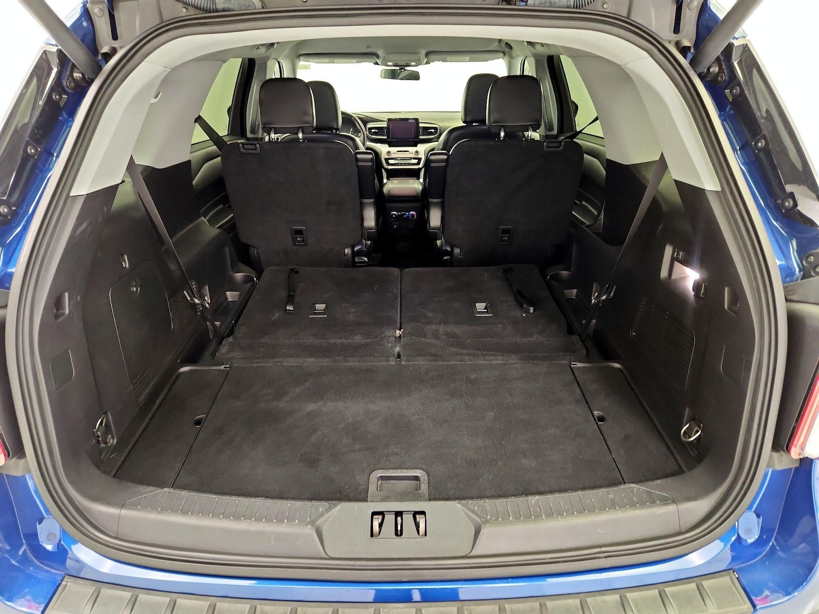 2022 Ford Explorer XLT - Photo 23