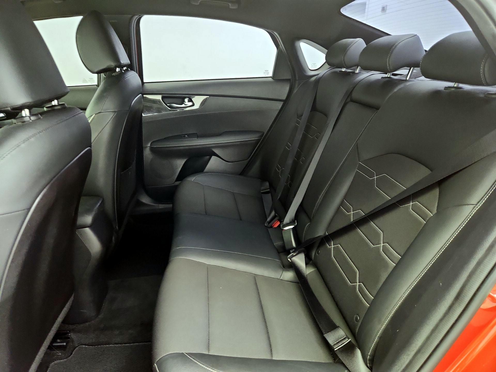 Thumbnail: 2021 Kia Forte - 19
