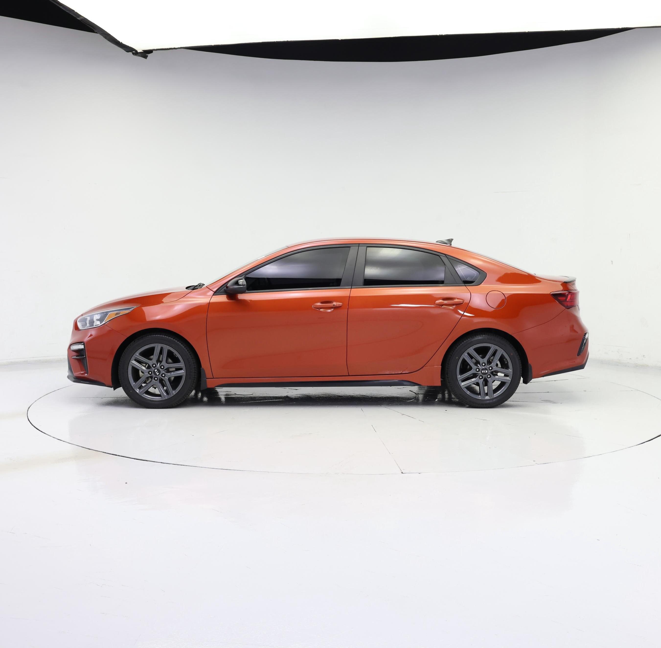 Thumbnail: 2021 Kia Forte - 3