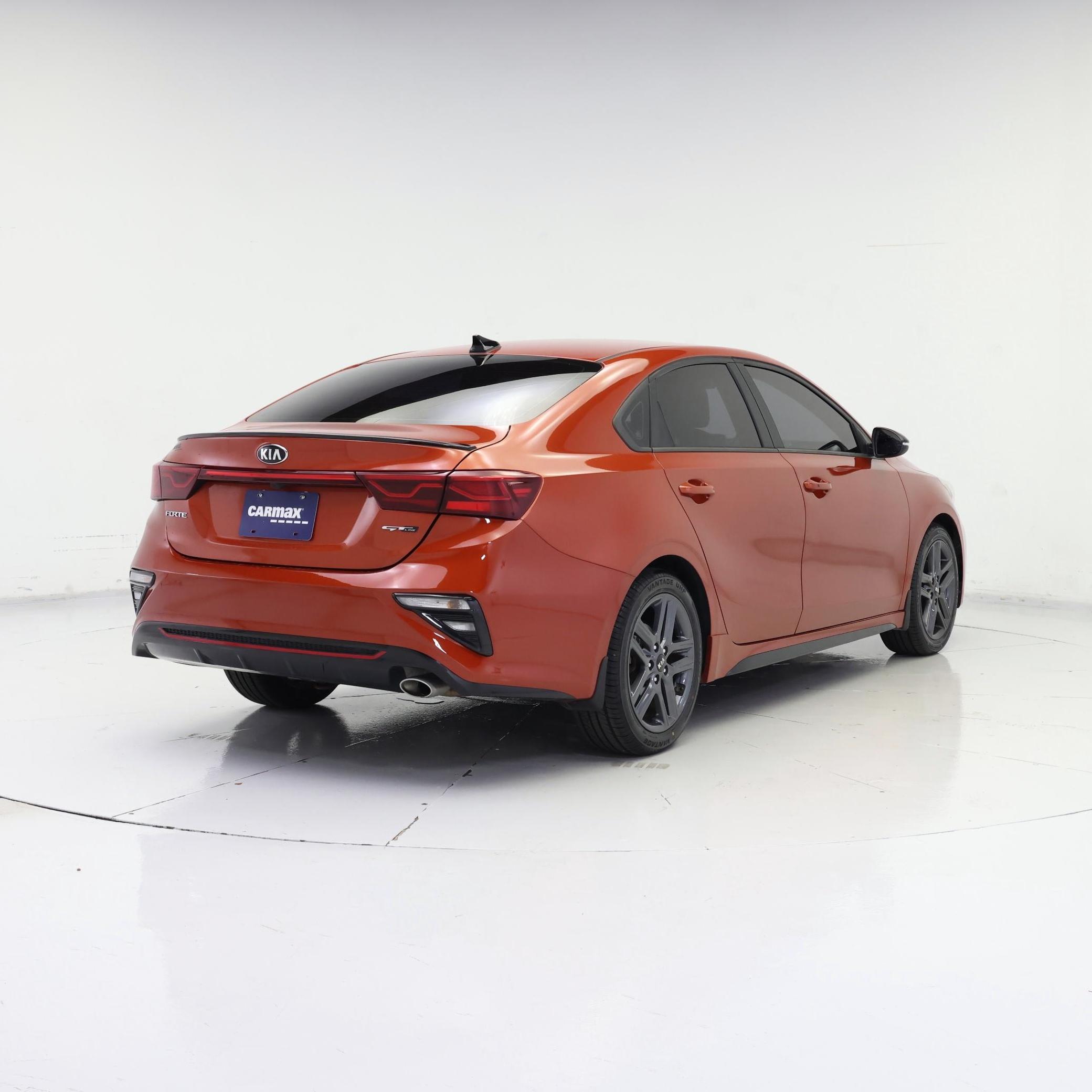 Thumbnail: 2021 Kia Forte - 8