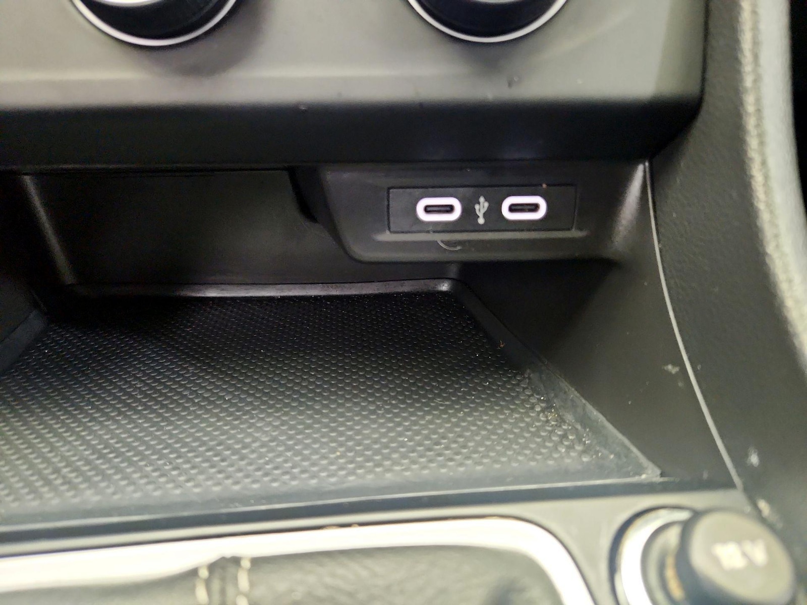 2024 Volkswagen Jetta S - Photo 10