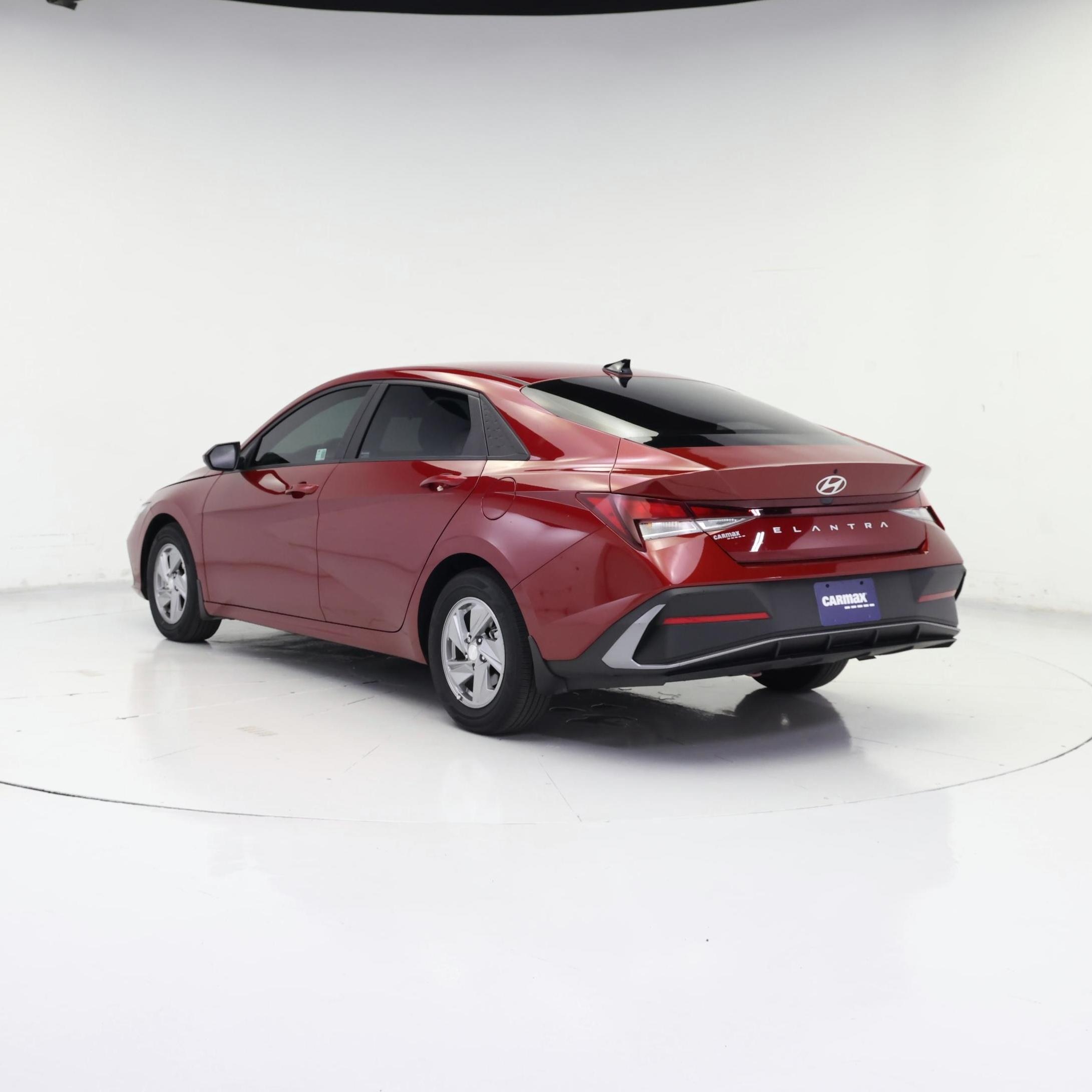 Thumbnail: 2024 Hyundai Elantra - 2