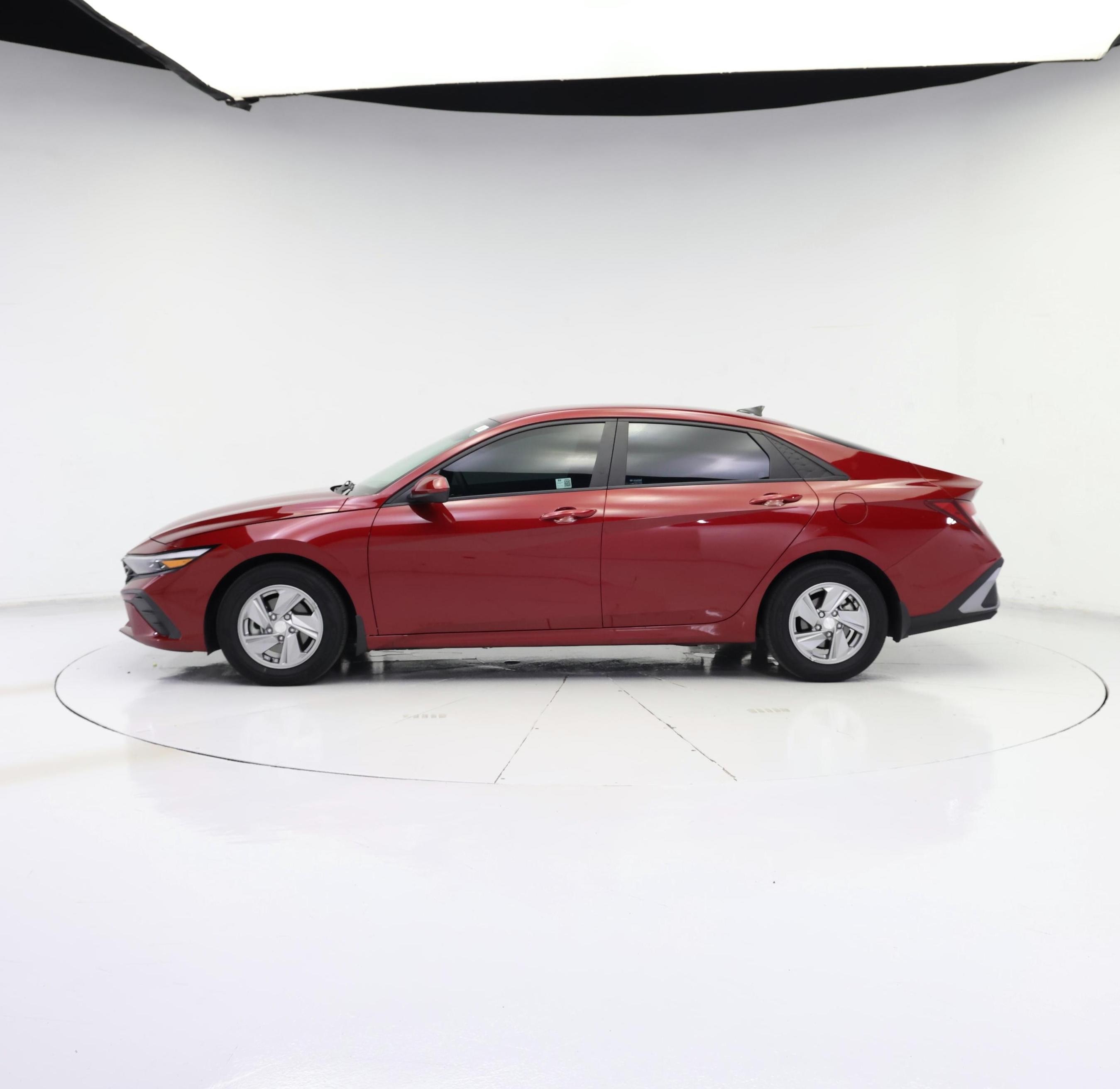Thumbnail: 2024 Hyundai Elantra - 3