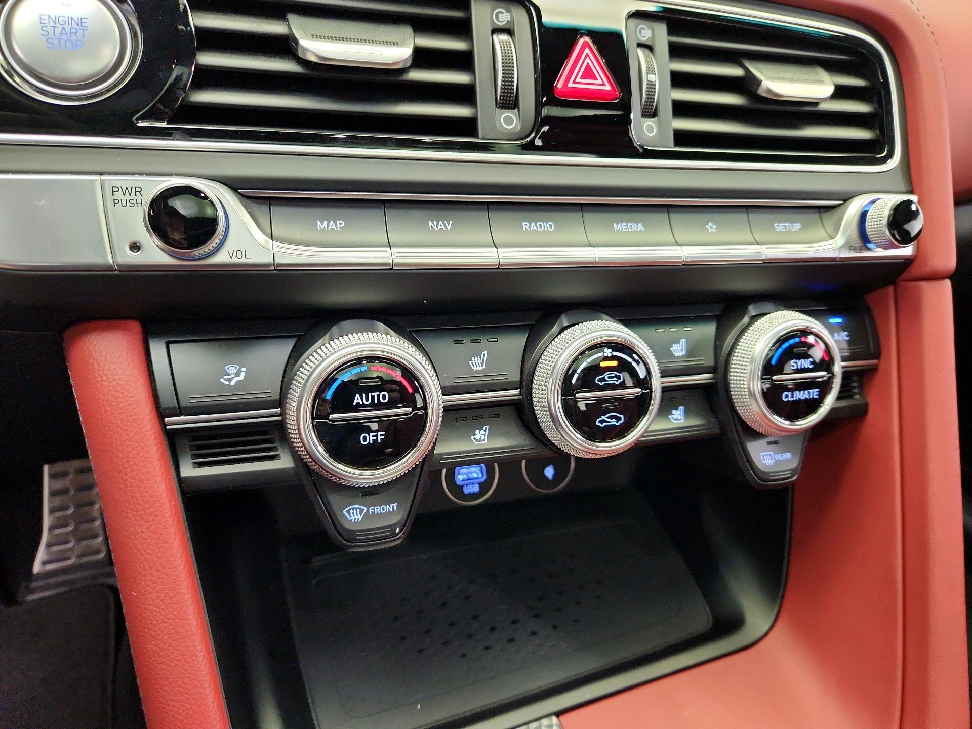 Thumbnail: 2023 Genesis G70 - 17