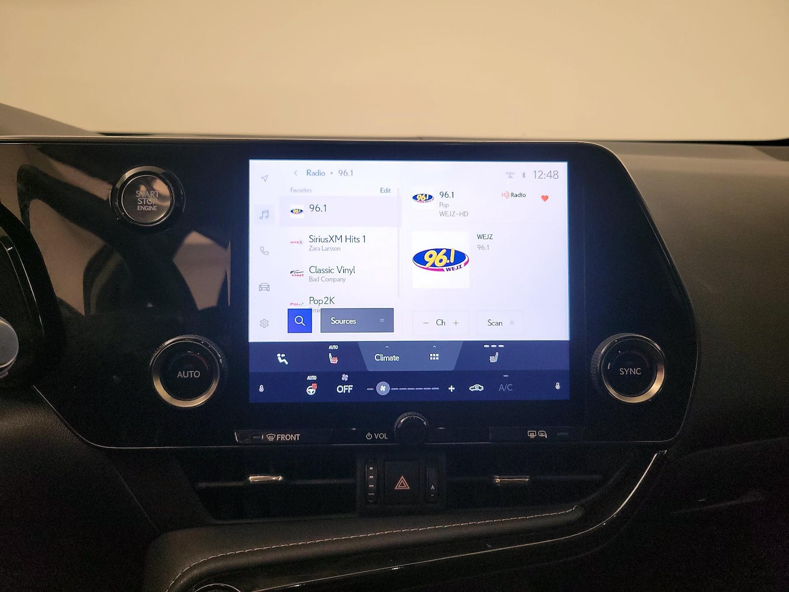 2024 Lexus NX 250 - Photo 16