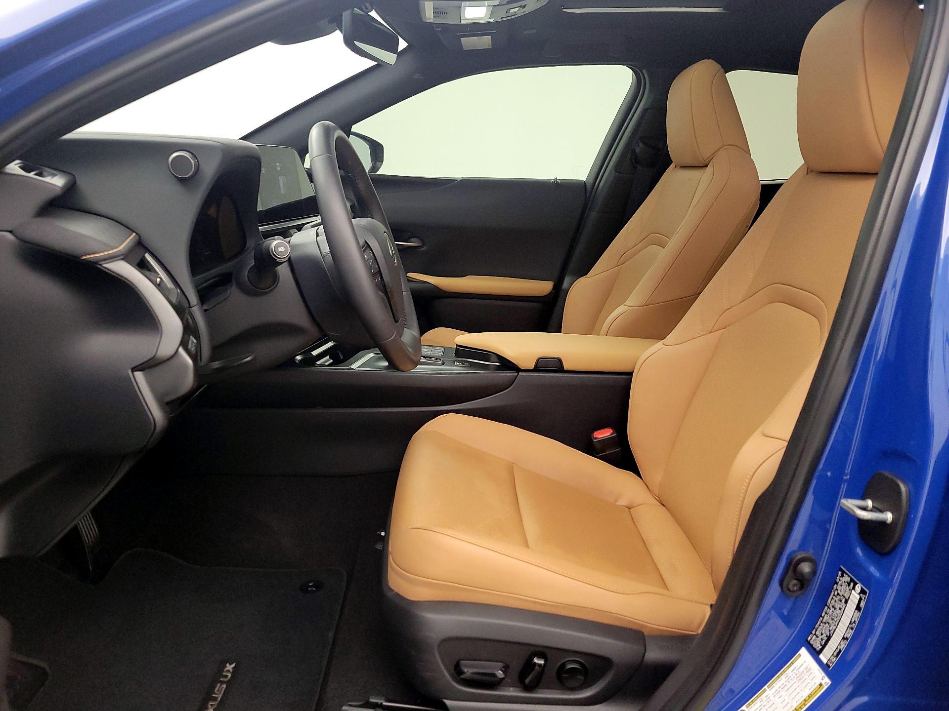 Thumbnail: 2025 Lexus UX - 11