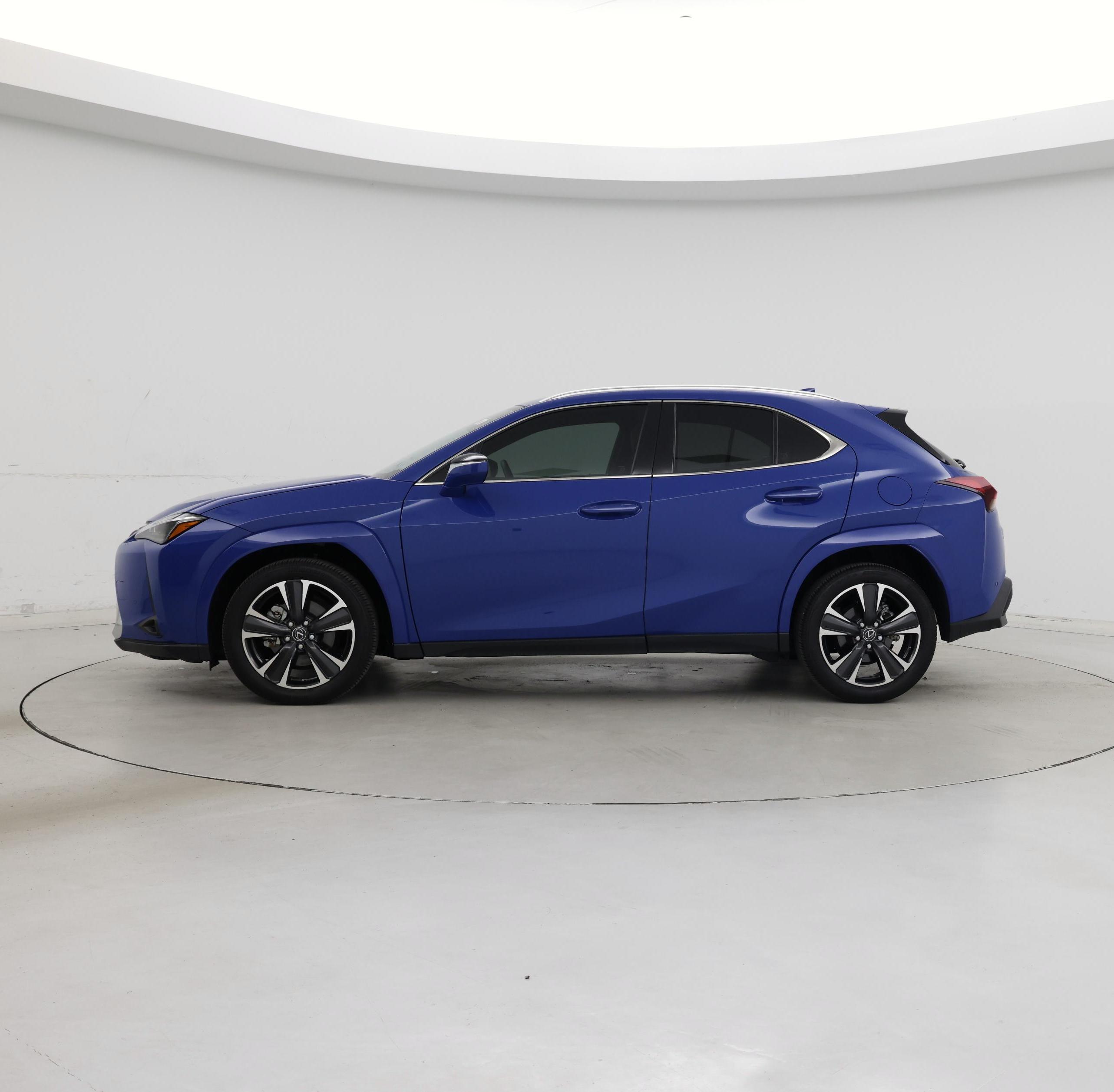 Thumbnail: 2025 Lexus UX - 3