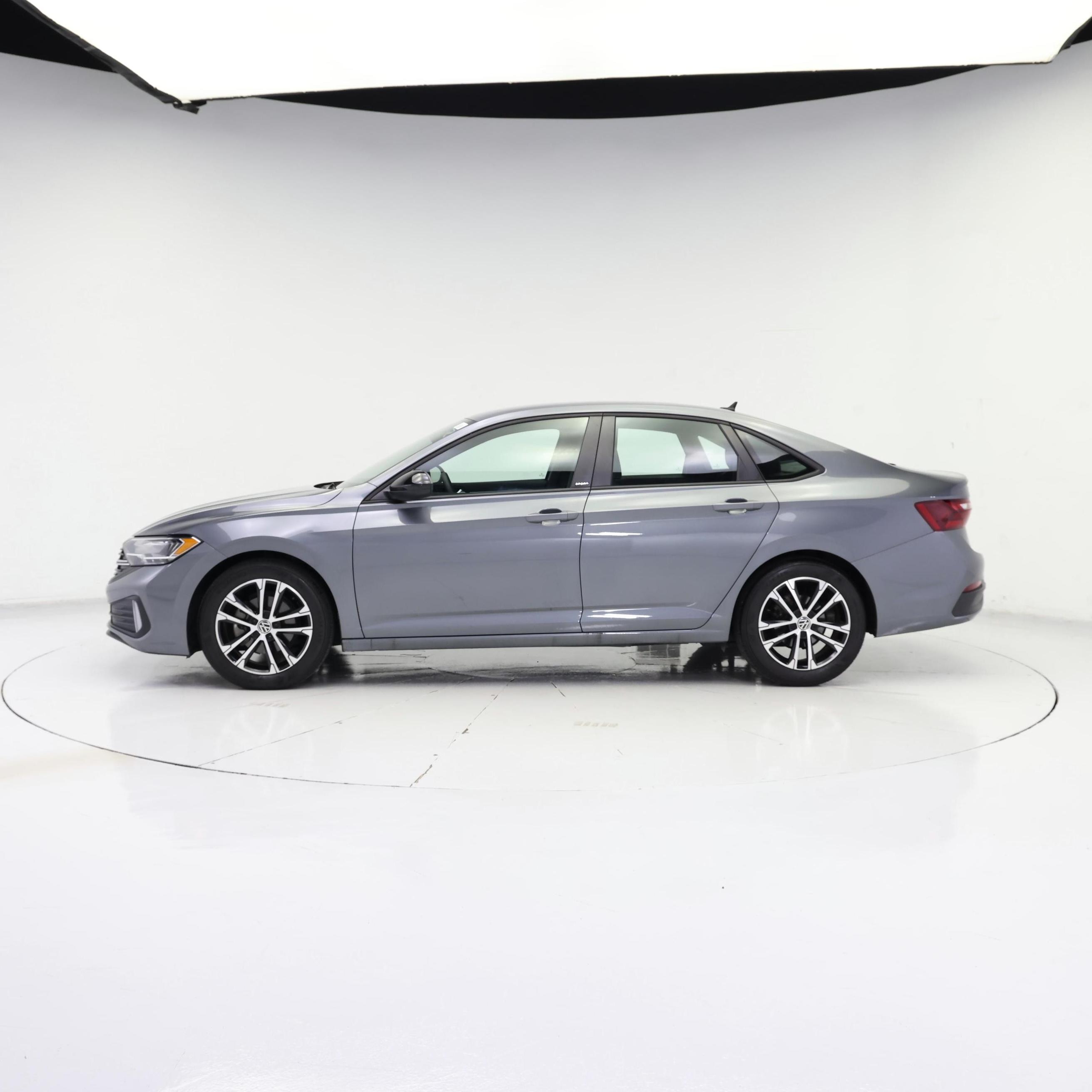 Thumbnail: 2024 Volkswagen Jetta - 3