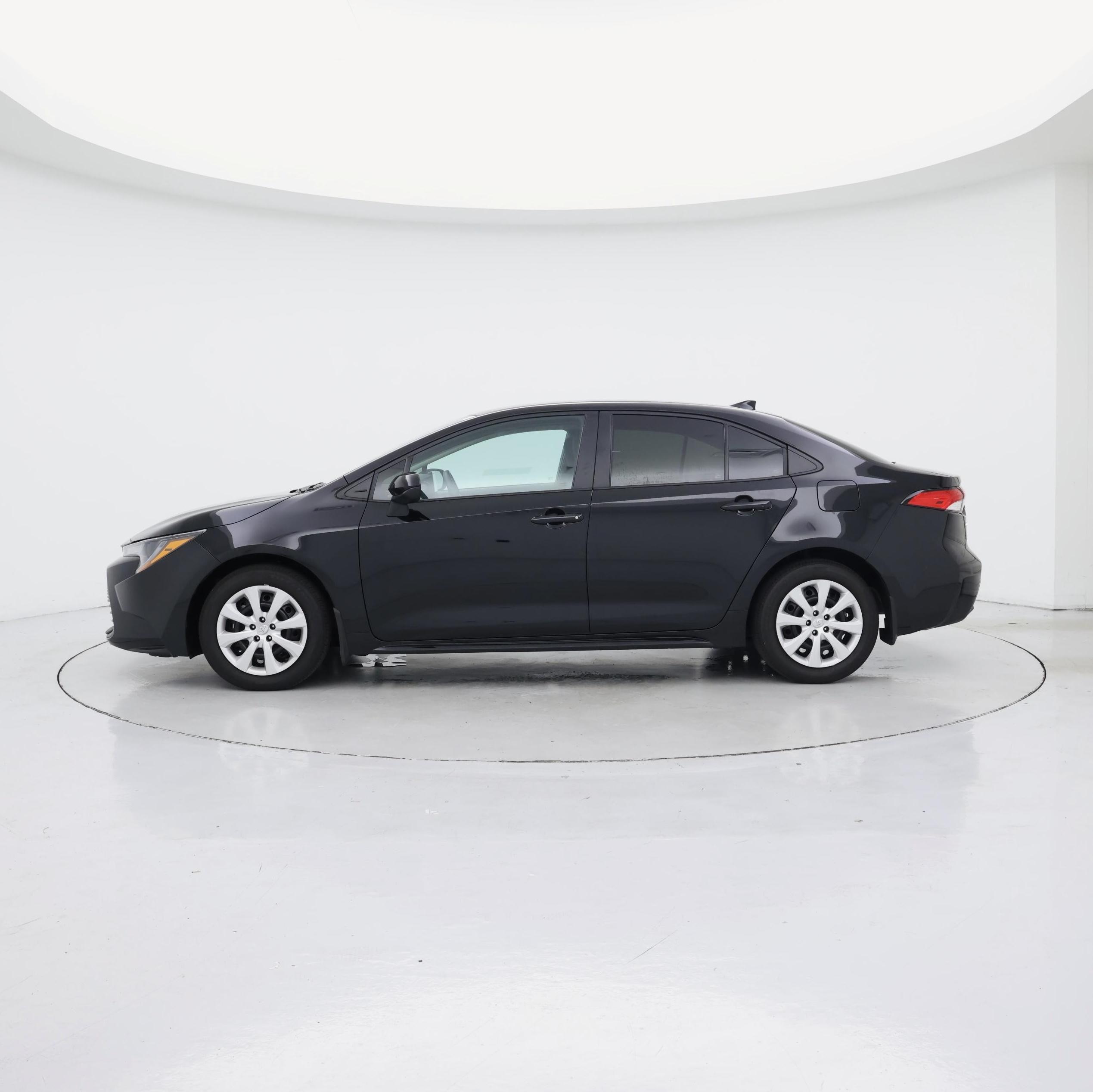 Thumbnail: 2025 Toyota Corolla - 3