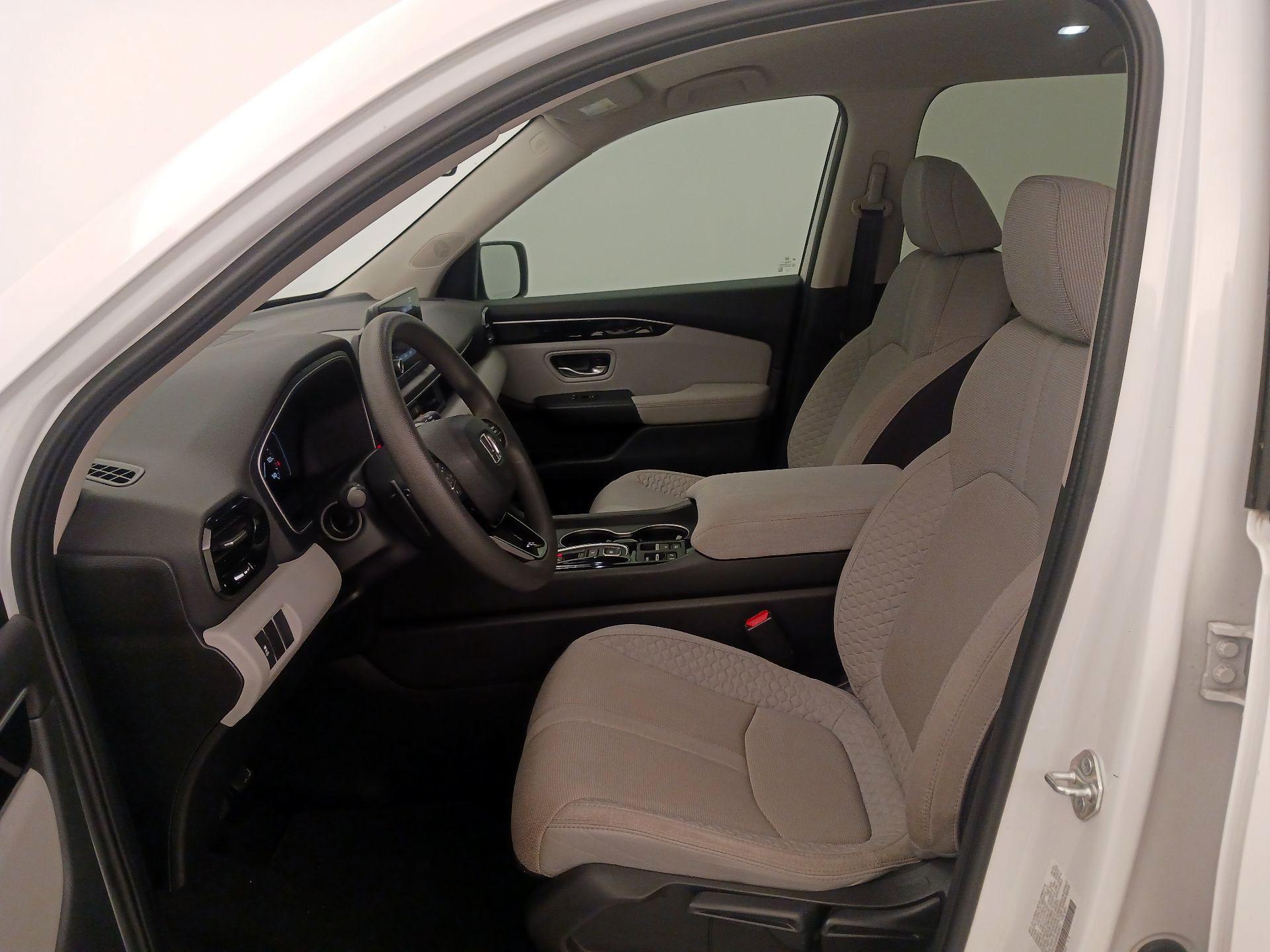 Thumbnail: 2023 Honda Pilot - 11