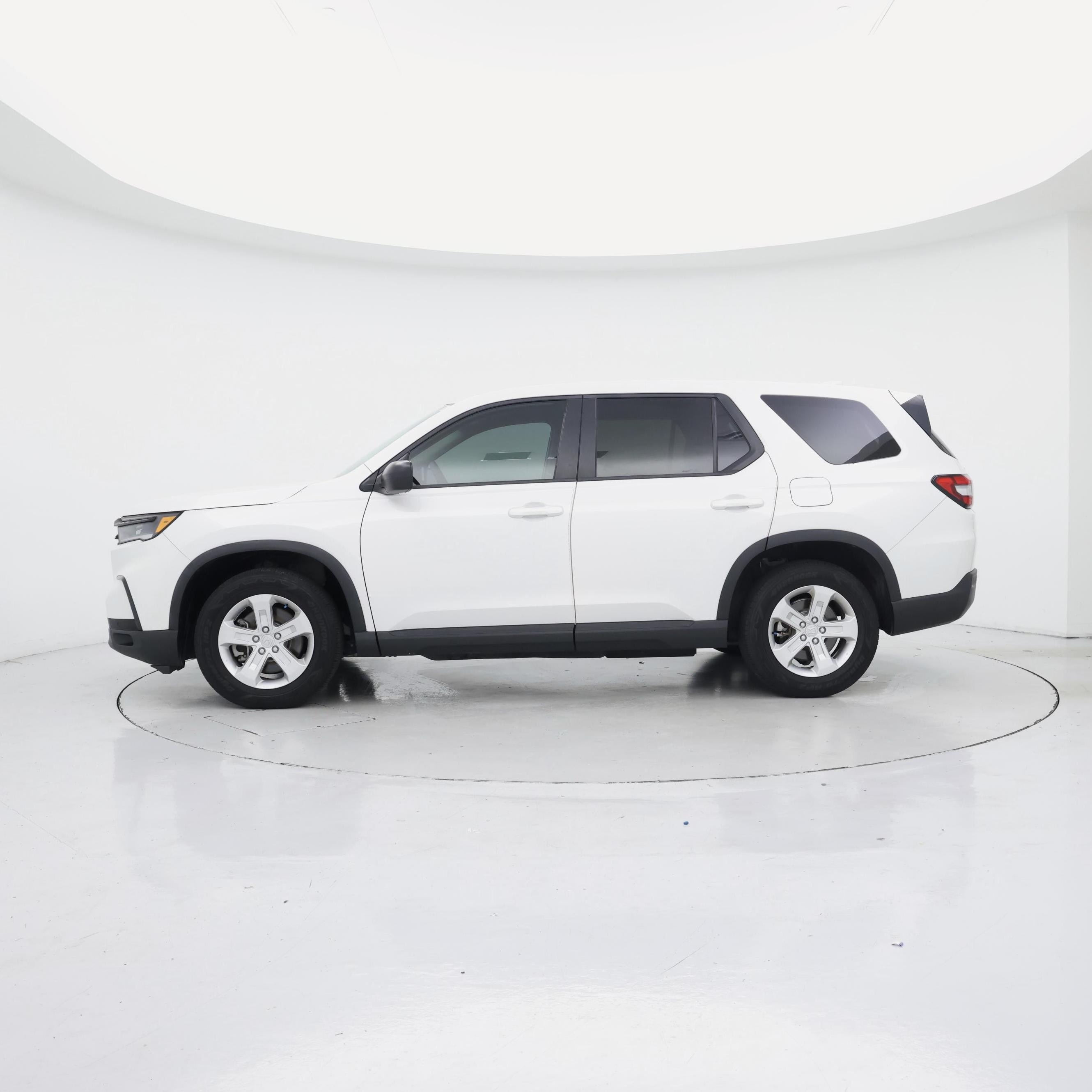 Thumbnail: 2023 Honda Pilot - 3