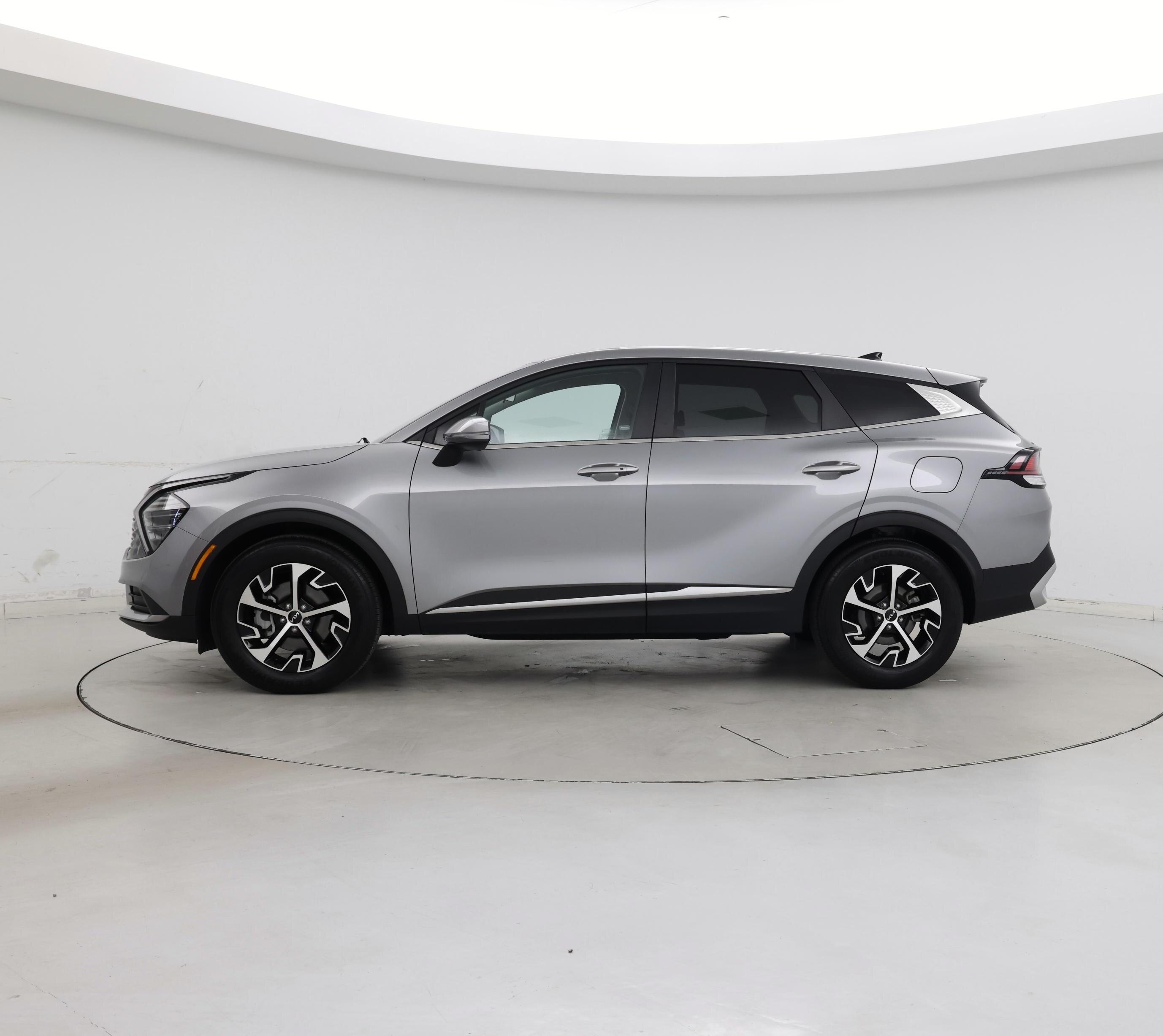 Thumbnail: 2024 Kia Sportage - 3
