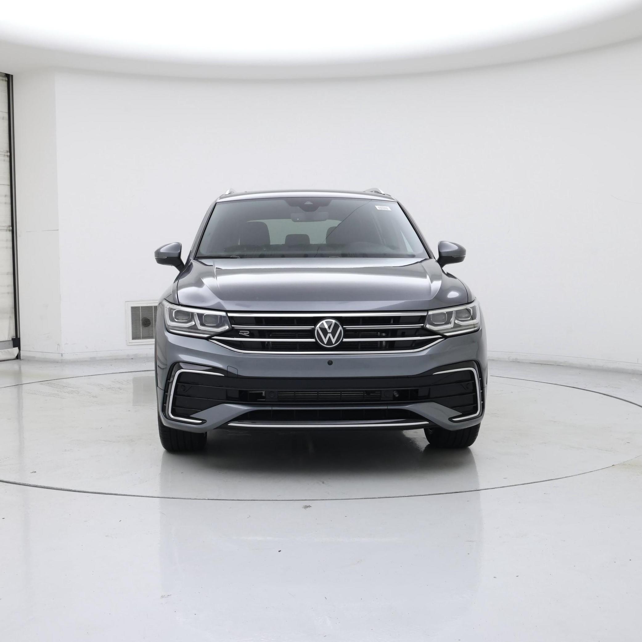 Thumbnail: 2024 Volkswagen Tiguan - 5