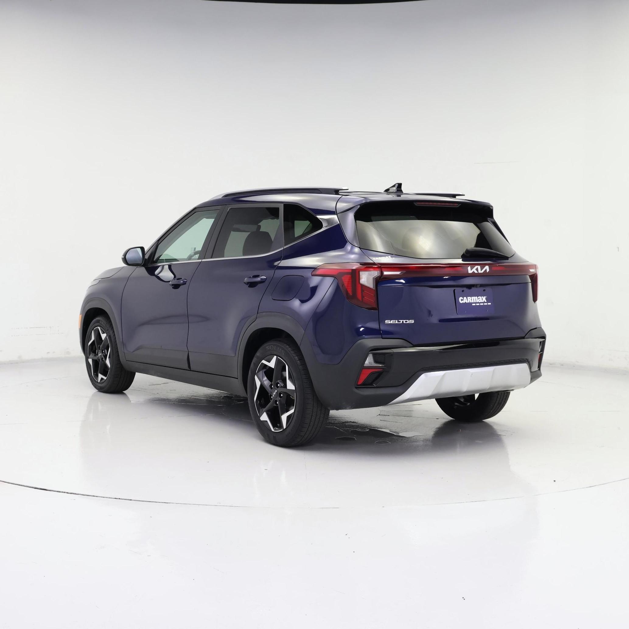 Thumbnail: 2024 Kia Seltos - 2
