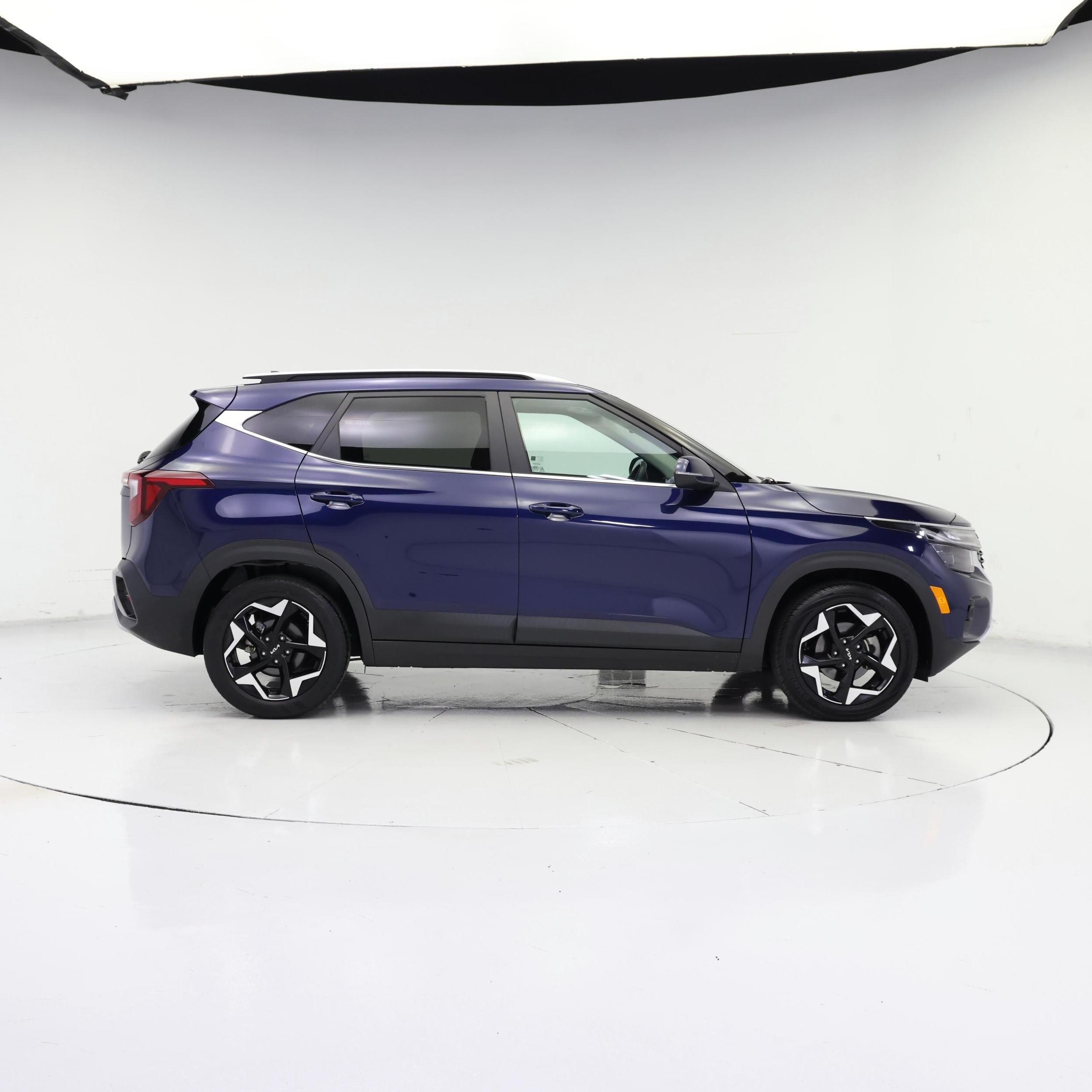 Thumbnail: 2024 Kia Seltos - 7