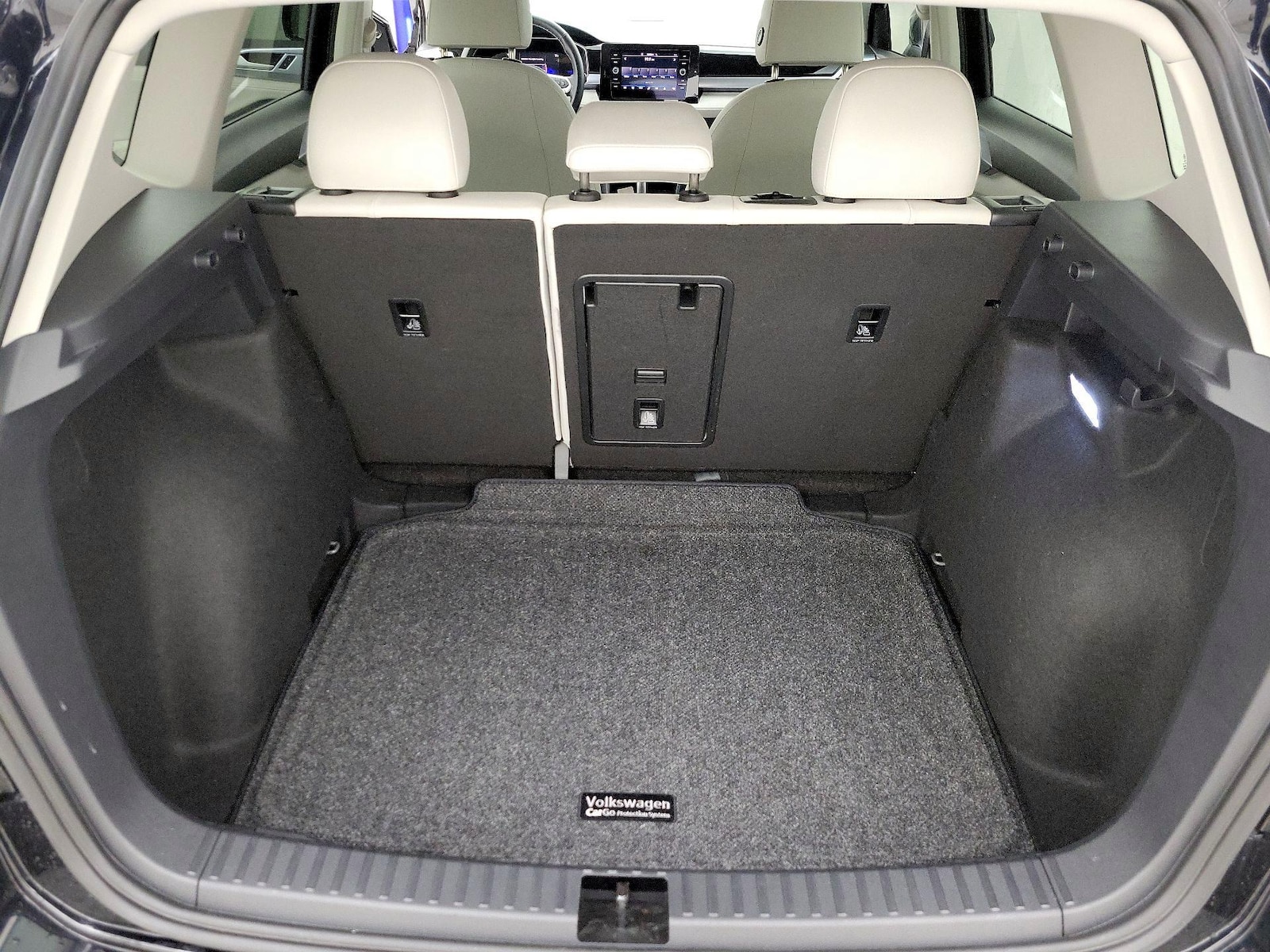 2025 Volkswagen Taos SE - Photo 21