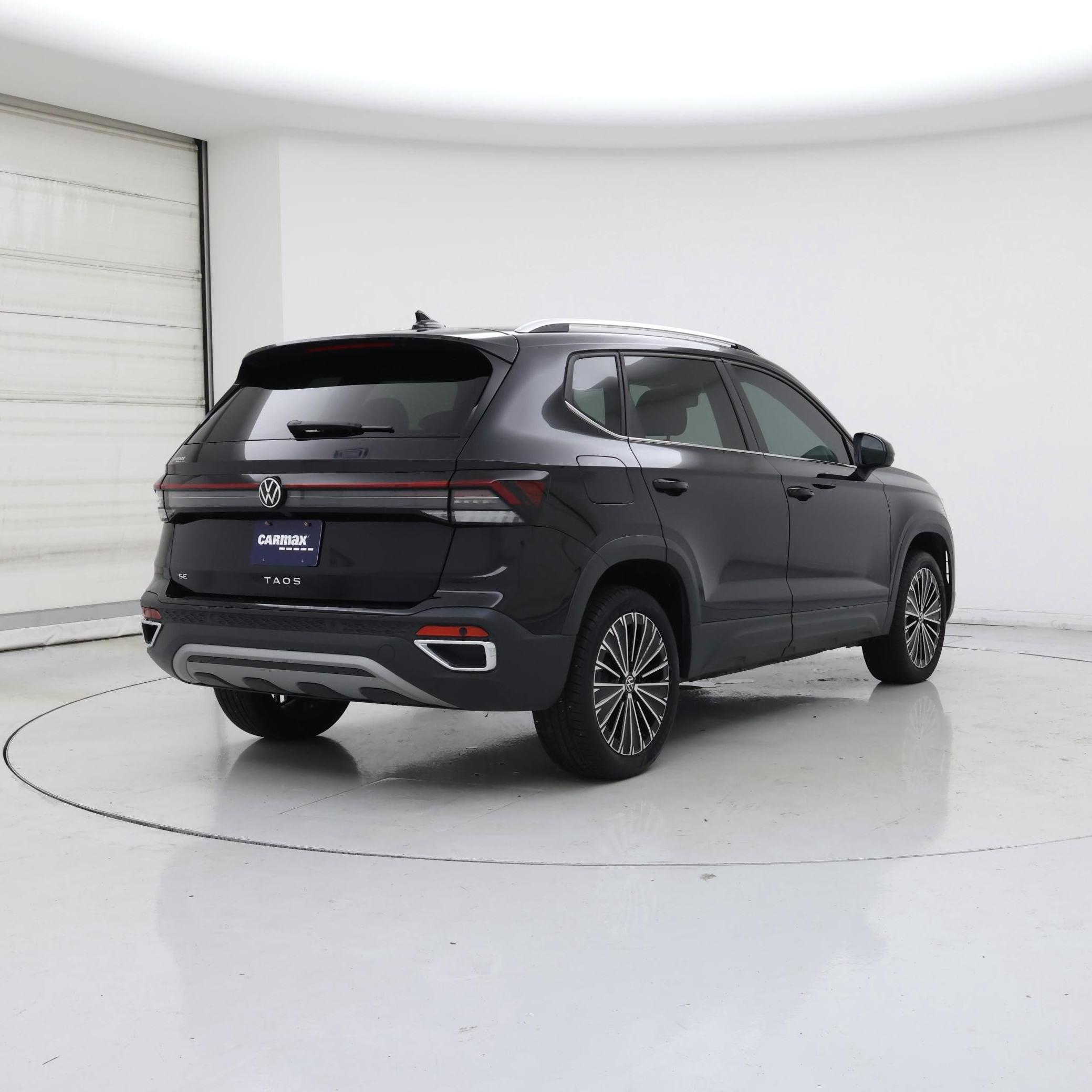 Thumbnail: 2025 Volkswagen Taos - 8