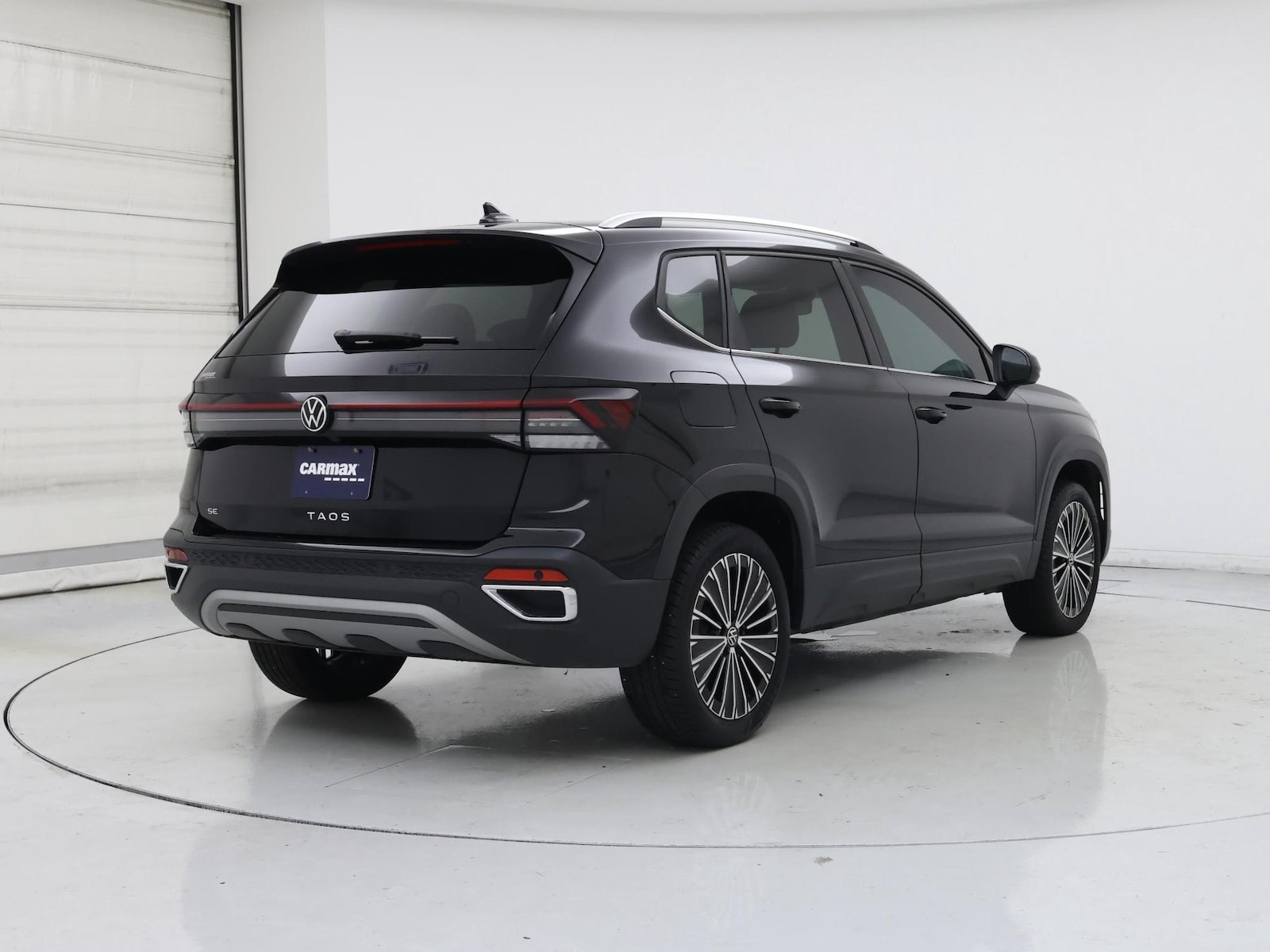2025 Volkswagen Taos SE - Photo 9