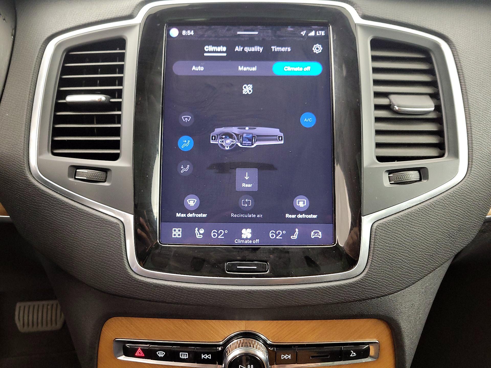 Thumbnail: 2023 Volvo XC90 - 17