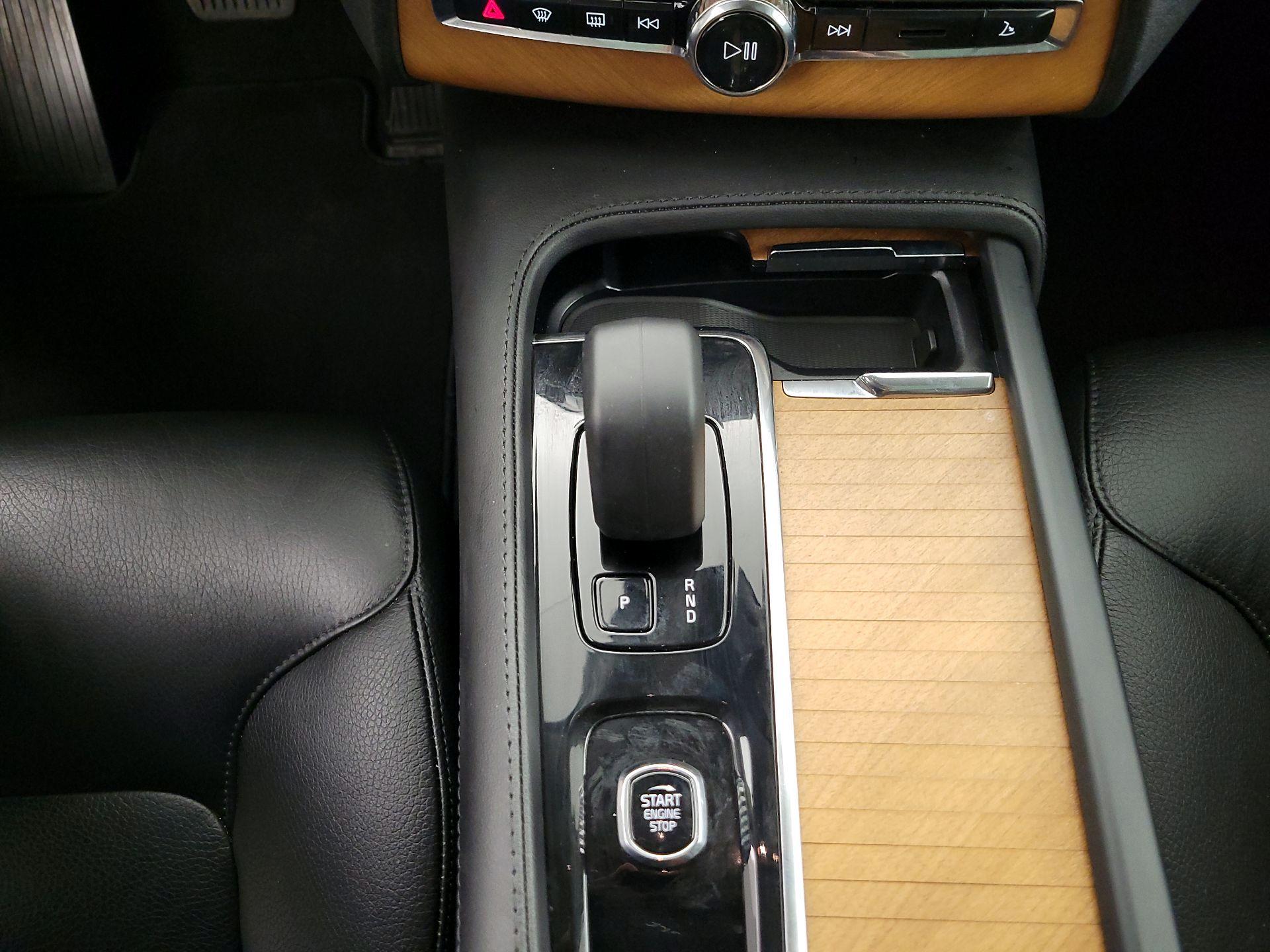 Thumbnail: 2023 Volvo XC90 - 18
