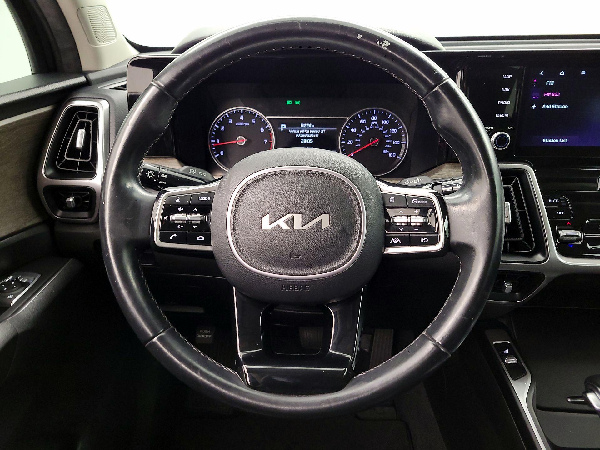 Thumbnail: 2022 Kia Sorento - 10