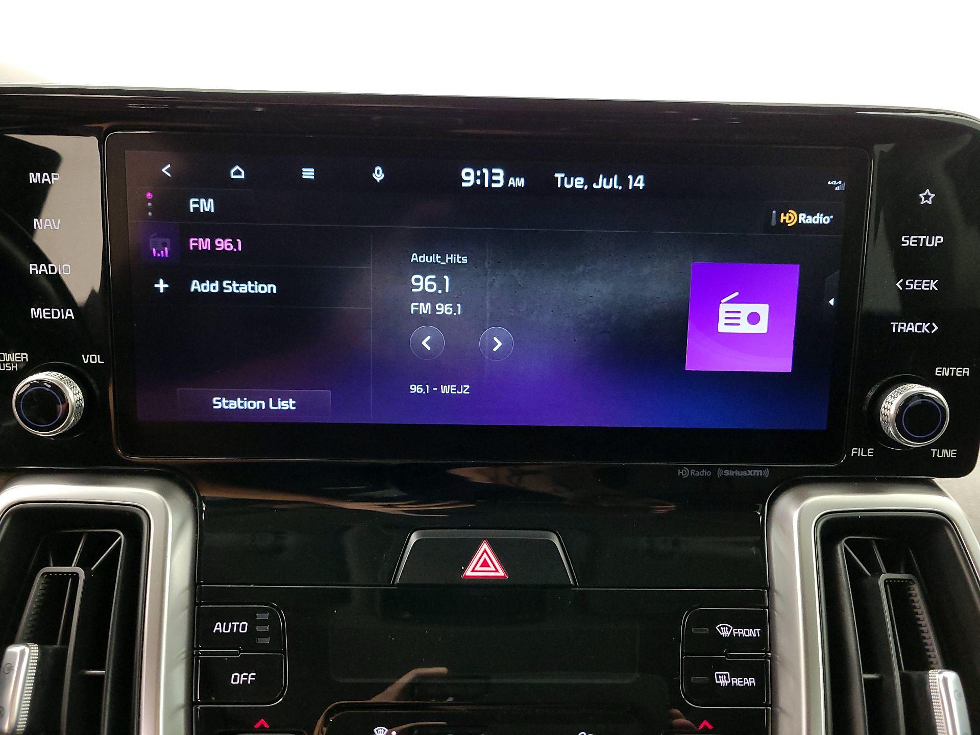Thumbnail: 2022 Kia Sorento - 15