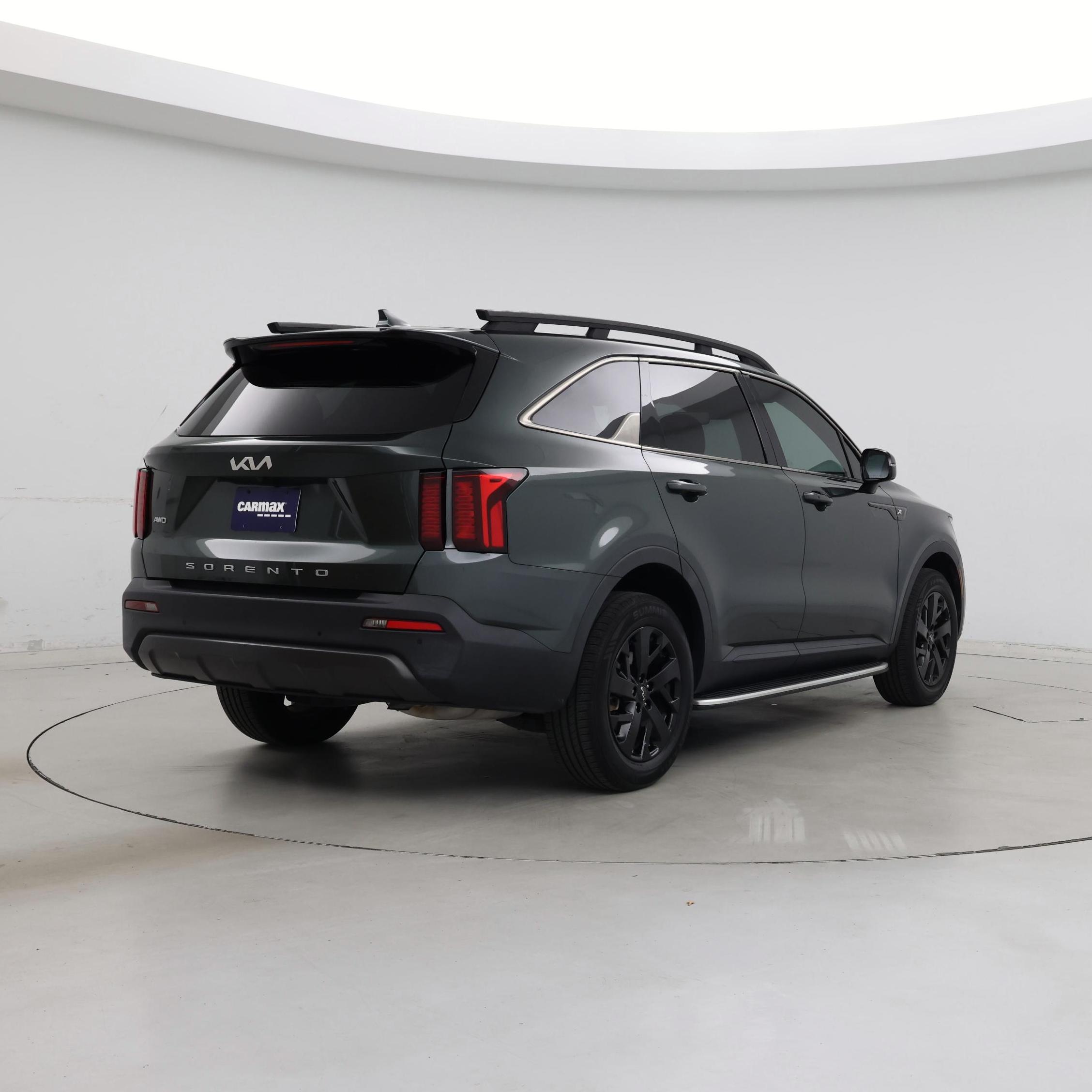Thumbnail: 2022 Kia Sorento - 8