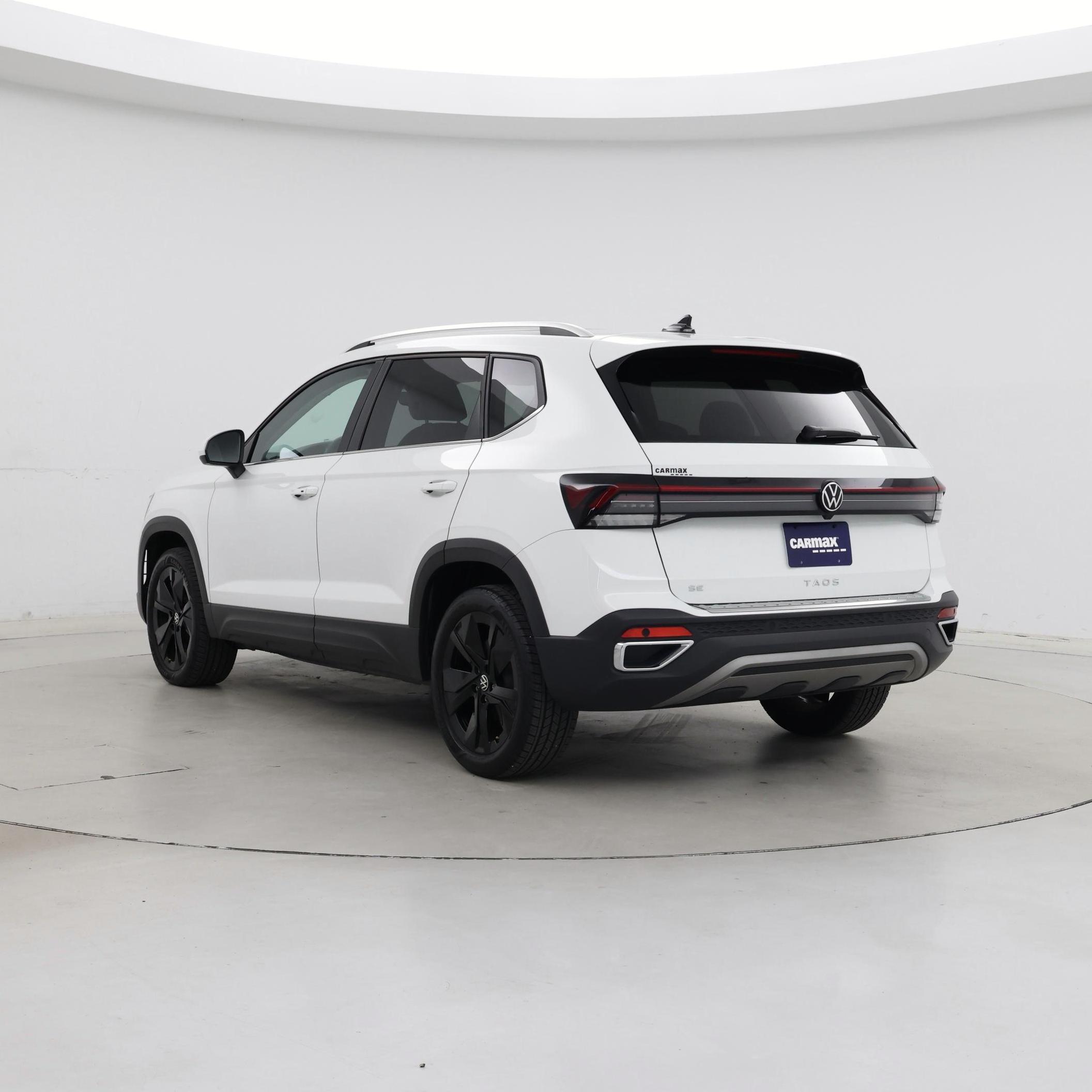 Thumbnail: 2025 Volkswagen Taos - 2