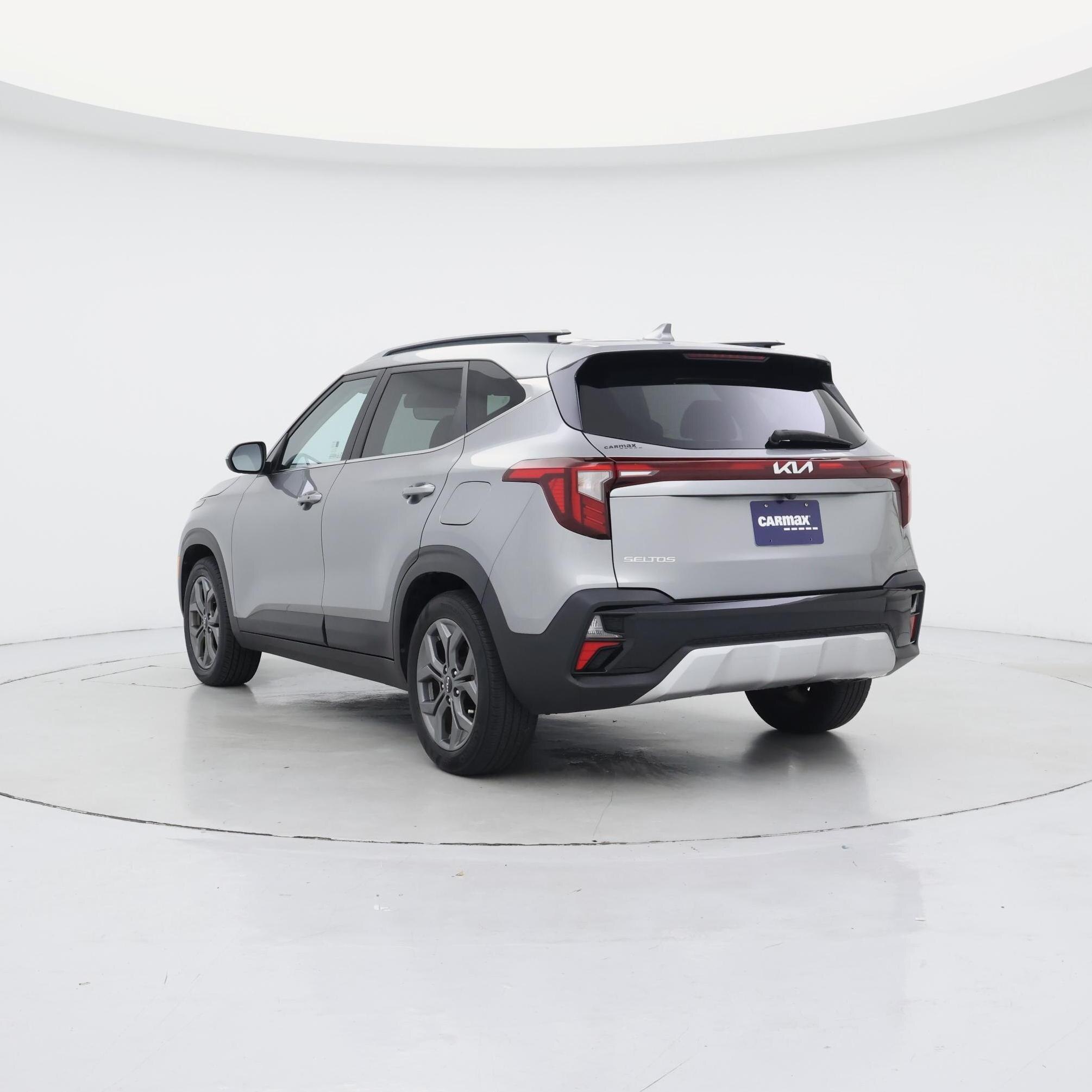 Thumbnail: 2024 Kia Seltos - 2