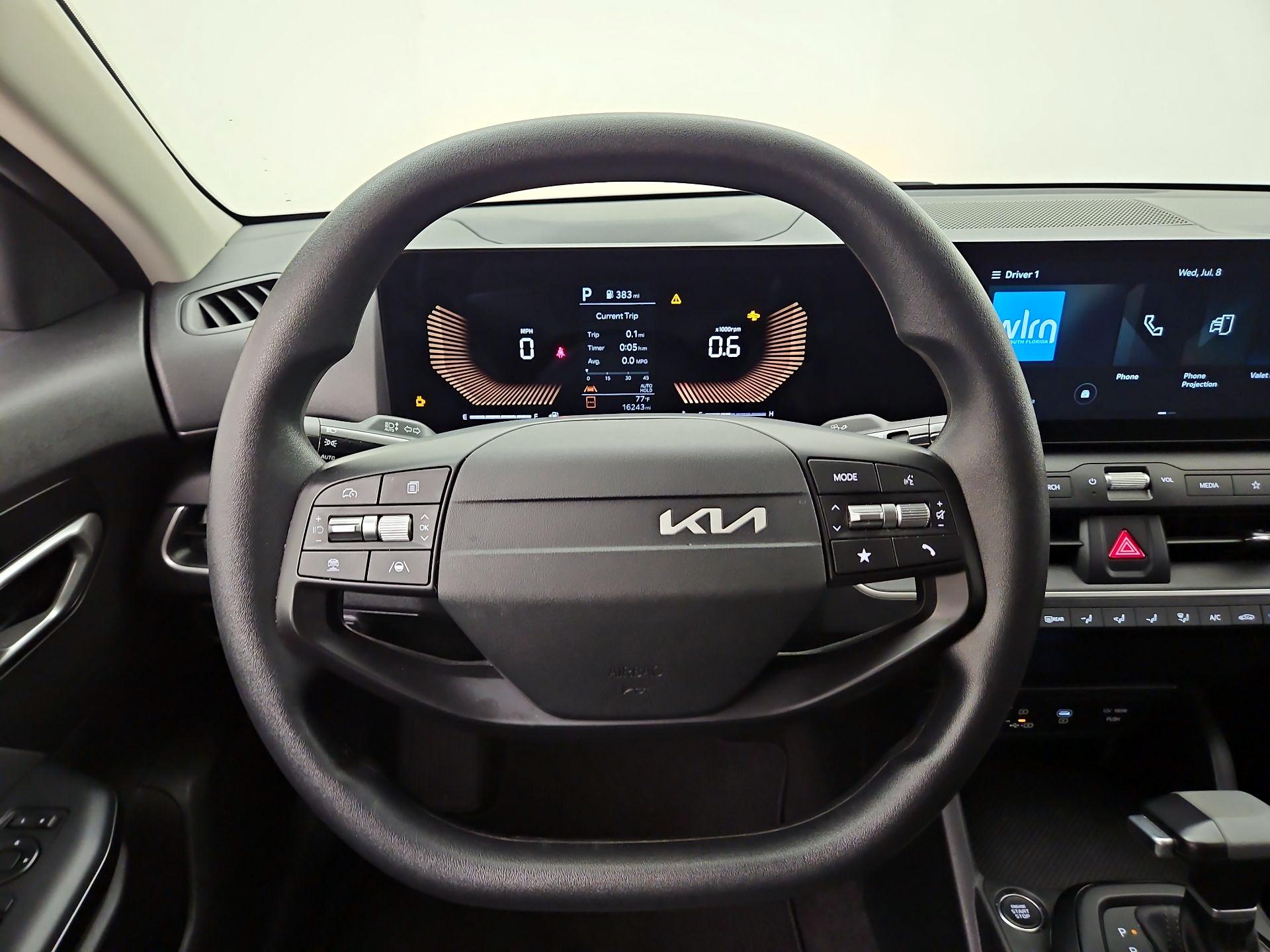 Thumbnail: 2025 Kia K4 - 10