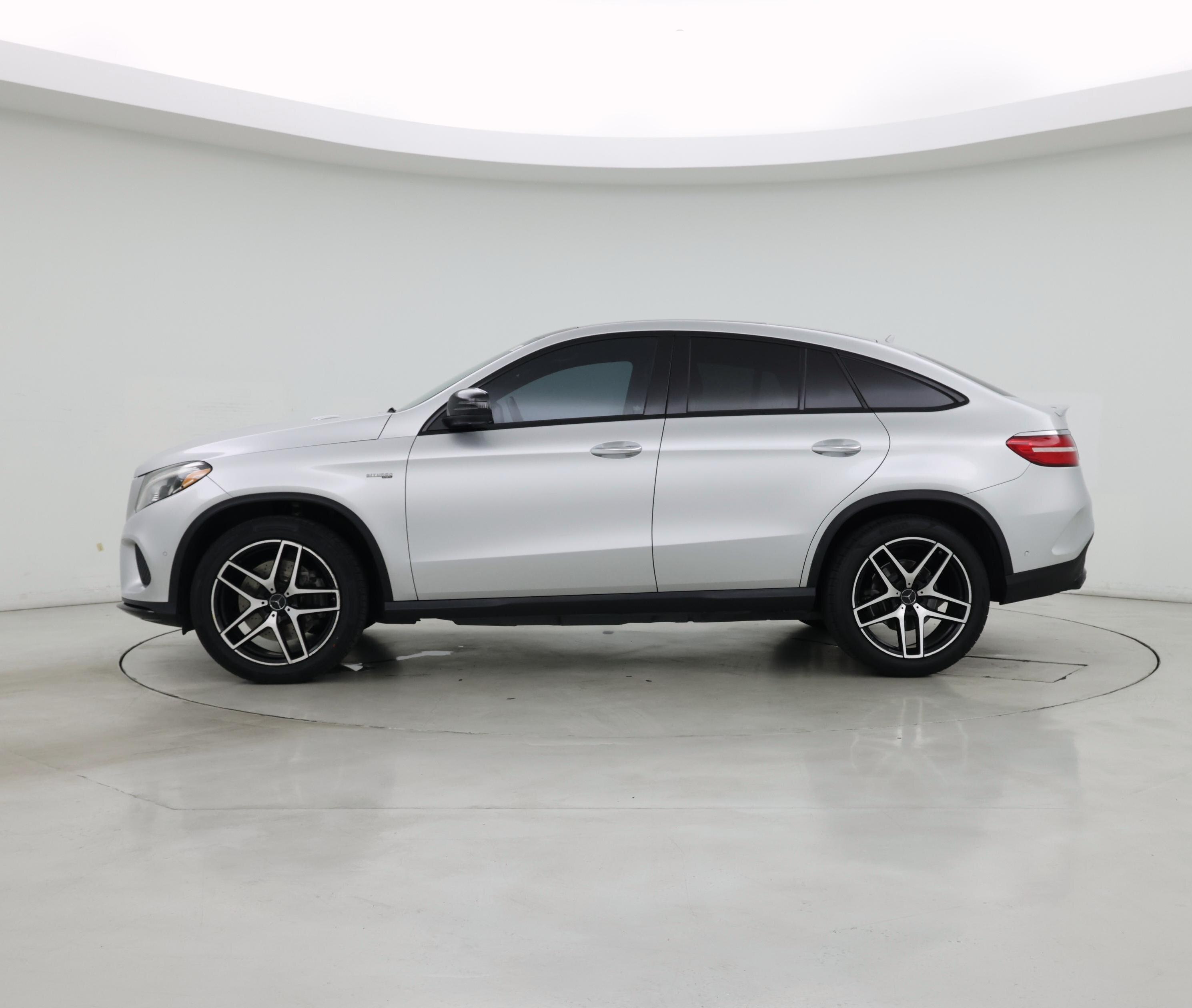 Thumbnail: 2019 Mercedes-Benz GLE - 3