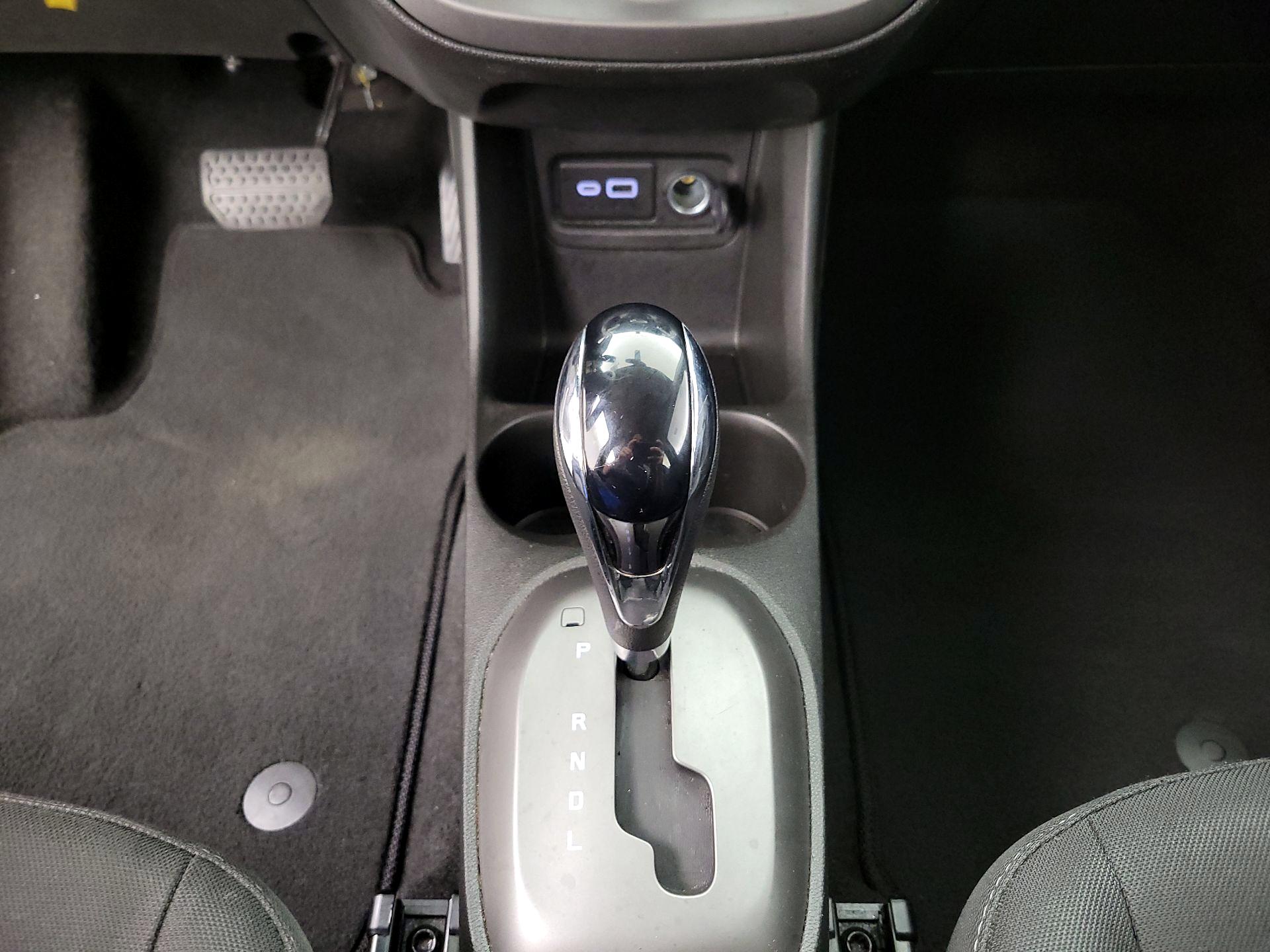 Thumbnail: 2020 Chevrolet Spark - 17
