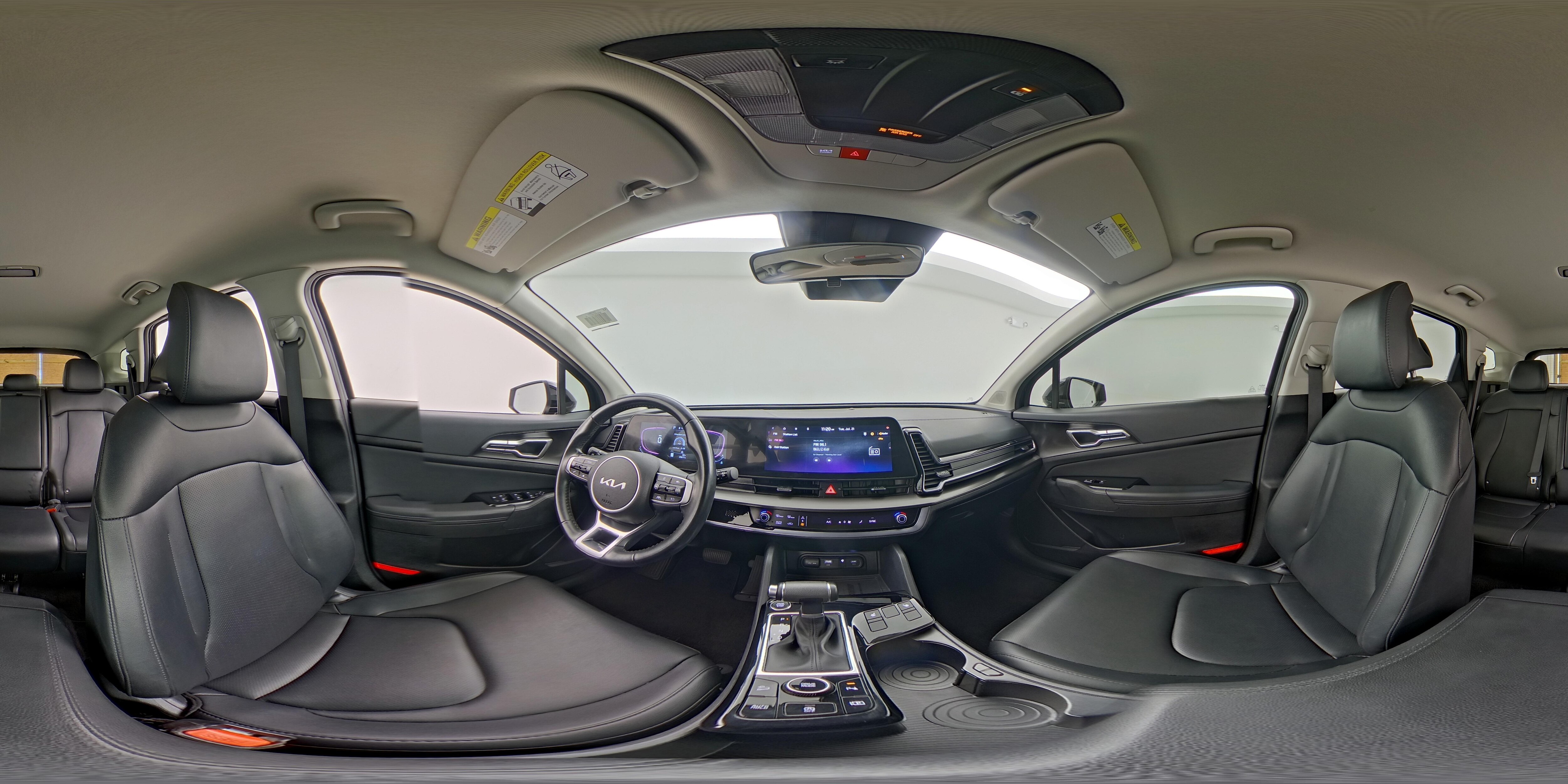 2025 Kia Sportage EX - Photo 24