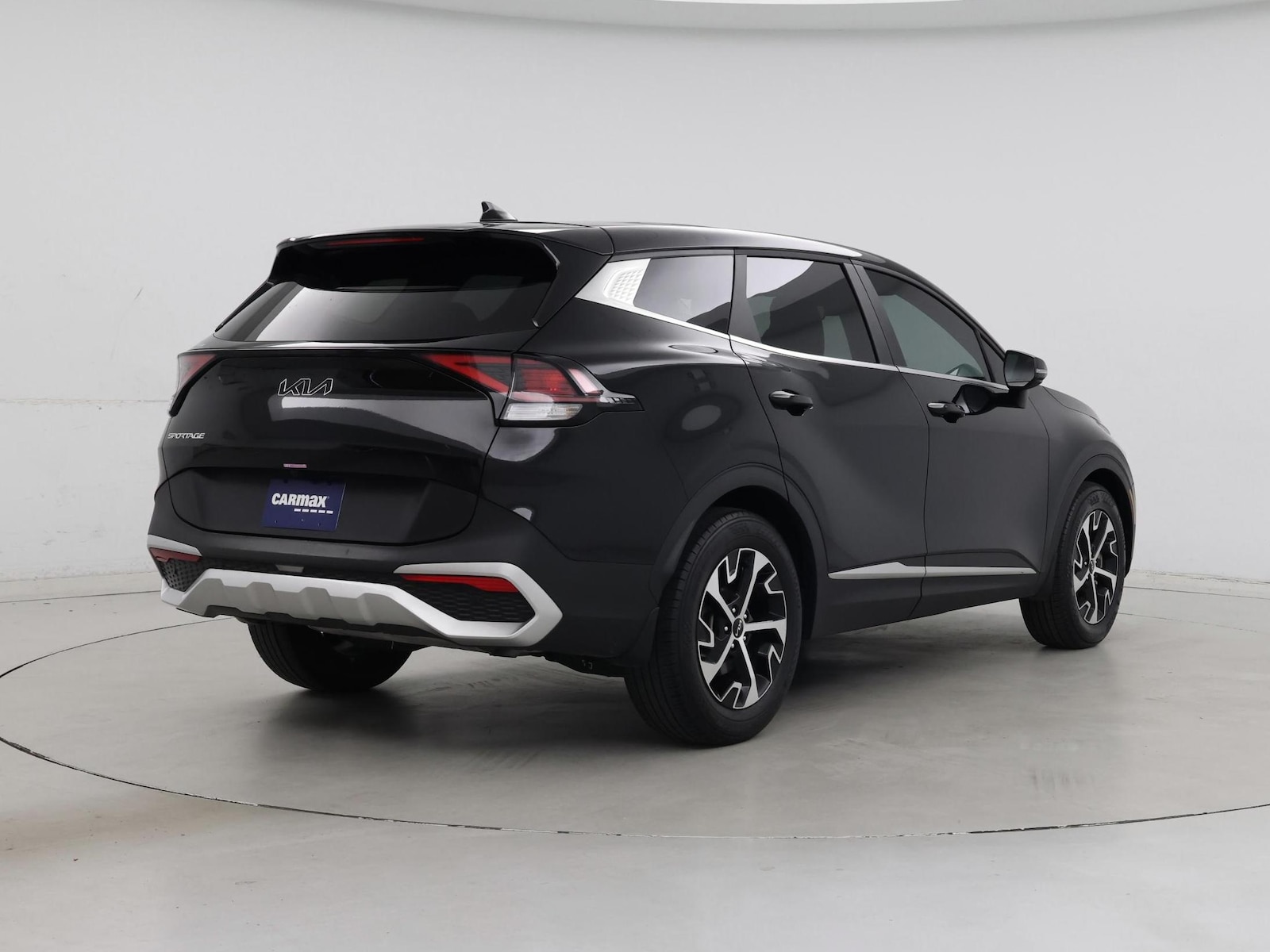 2025 Kia Sportage EX - Photo 9
